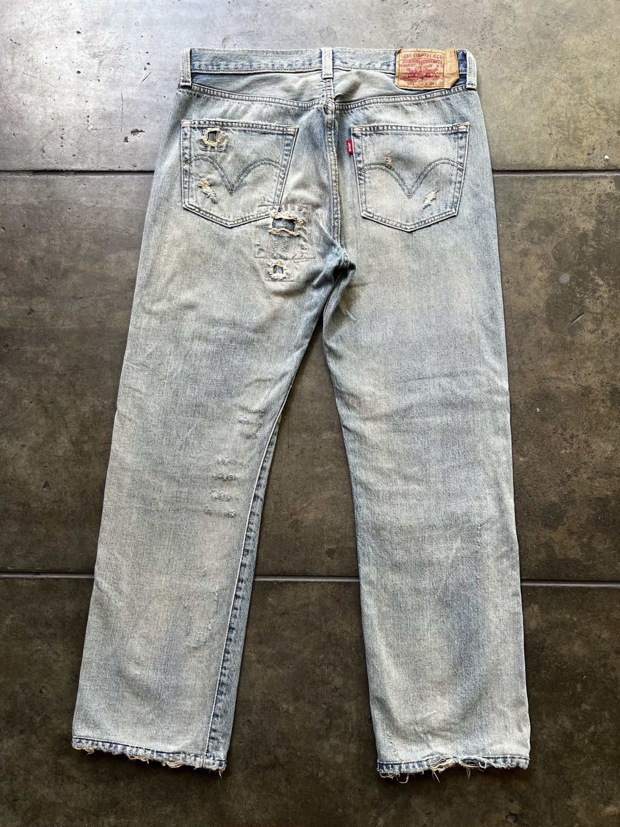 Levi's 2010 Levi’s 501 “Loved To Death” Denim Jeans Homer Campbell Size US 34 / EU 50 - 2 Thumbnail