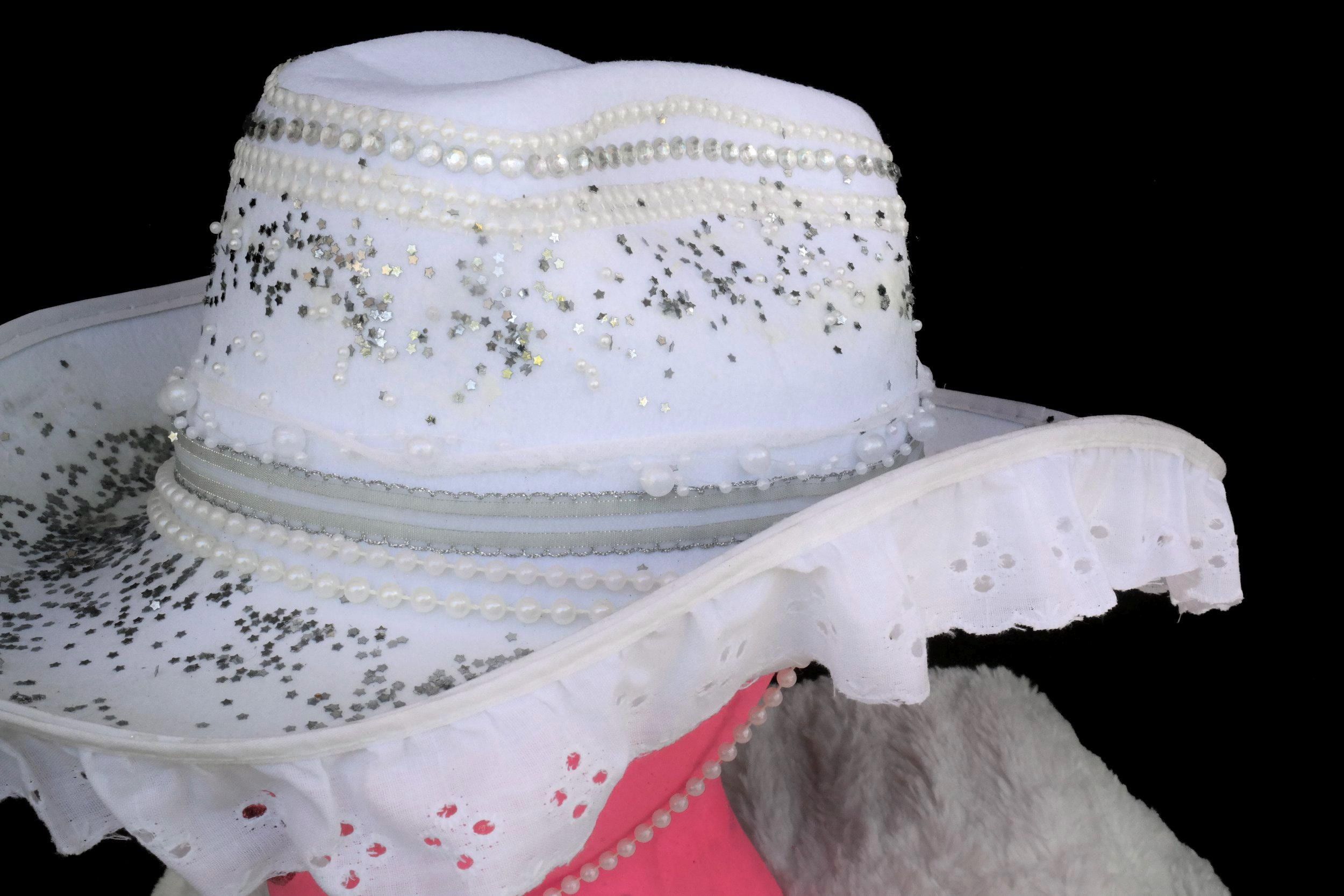 Handmade Glitter Pearl Wifey Cowgirl Hat Size ONE SIZE - 7 Thumbnail