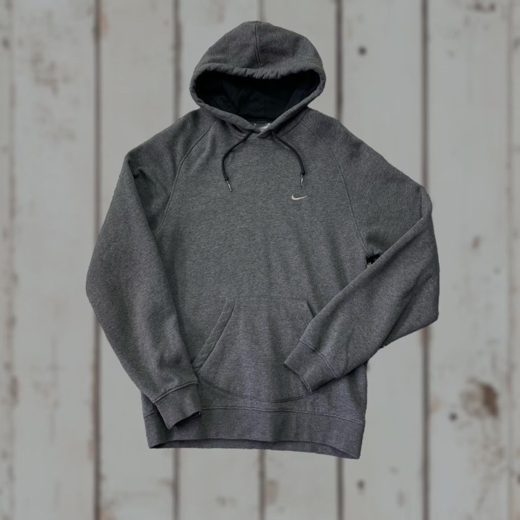 Nike VINTAGE Nike Hoodie Mens Large Gray Y2K Swoosh Embroidered Sweatshirt Sweatshirt Hoodie Nike Sportswear Logo Size US L / EU 52-54 / 3 - 1 Thumbnail