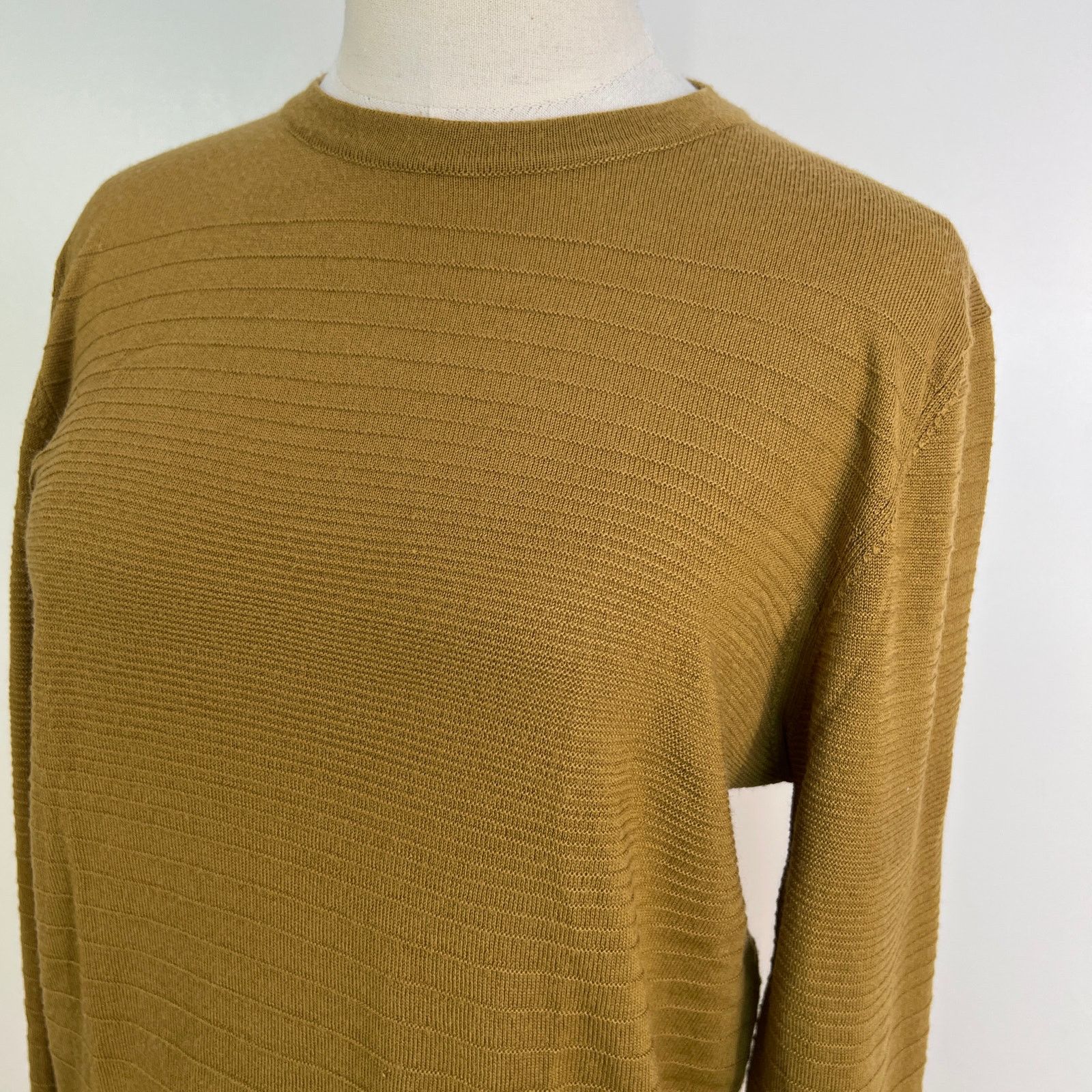 Saks Fifth Avenue Saks Fith Avenue Modern Knit Crewneck Sweater Wool Camel Tan Size S / US 4 / IT 40 - 2 Thumbnail