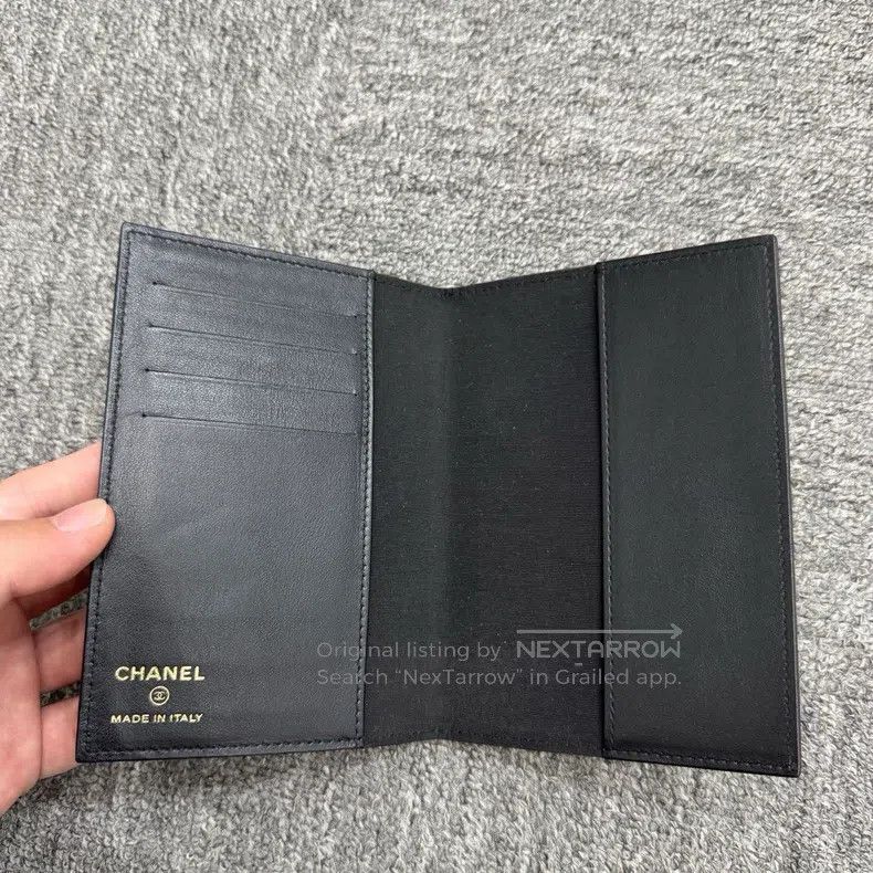 Chanel Chanel Lychee cowhide double C passport holder Size ONE SIZE - 5 Thumbnail