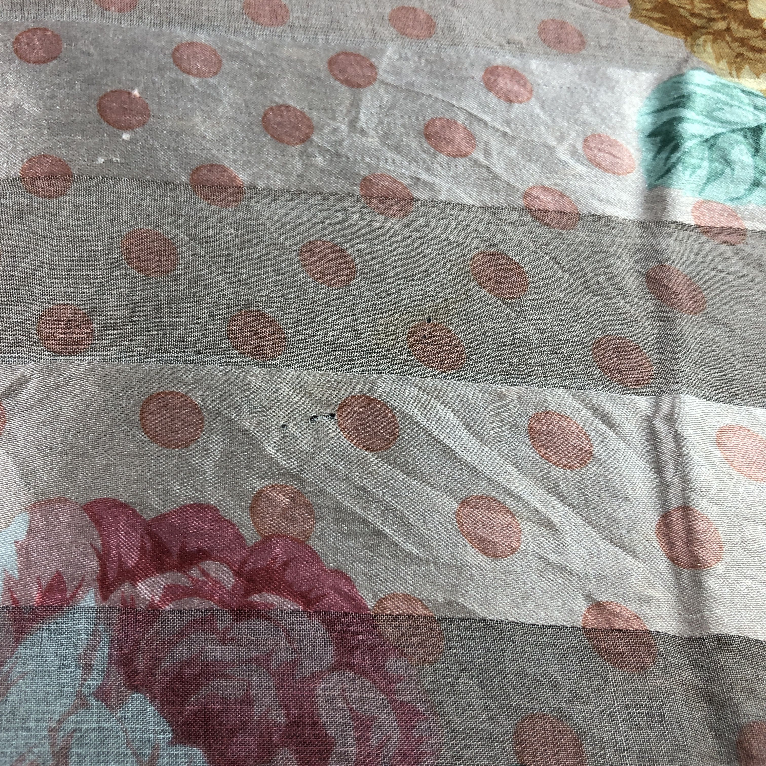 Mario Valentino Mario Valentino Luxury Floral Silk Scarf M1211 Size ONE SIZE - 16 Thumbnail