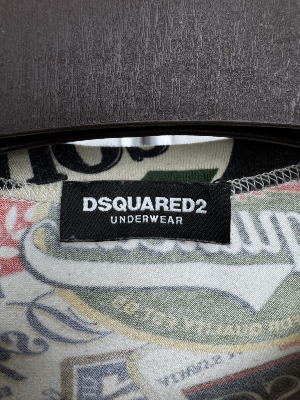 Dsquared2 Dsquared2 Beer Mats T-Shirt Tee D9M202520 size S Size US S / EU 44-46 / 1 - 7 Thumbnail