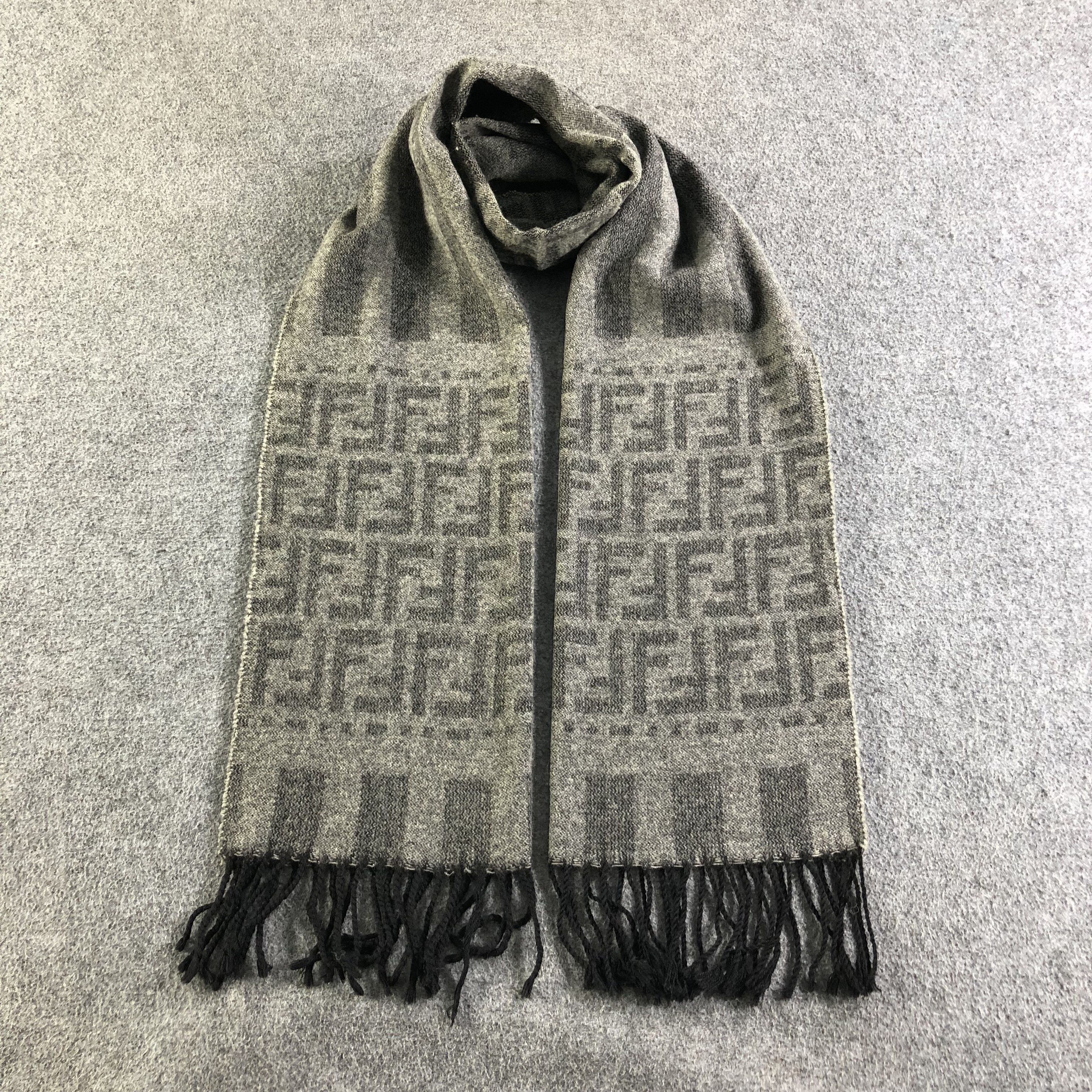 Fendi Fendi Monogram FF Wool Scarf Muffler V2045 Size ONE SIZE - 1 Thumbnail