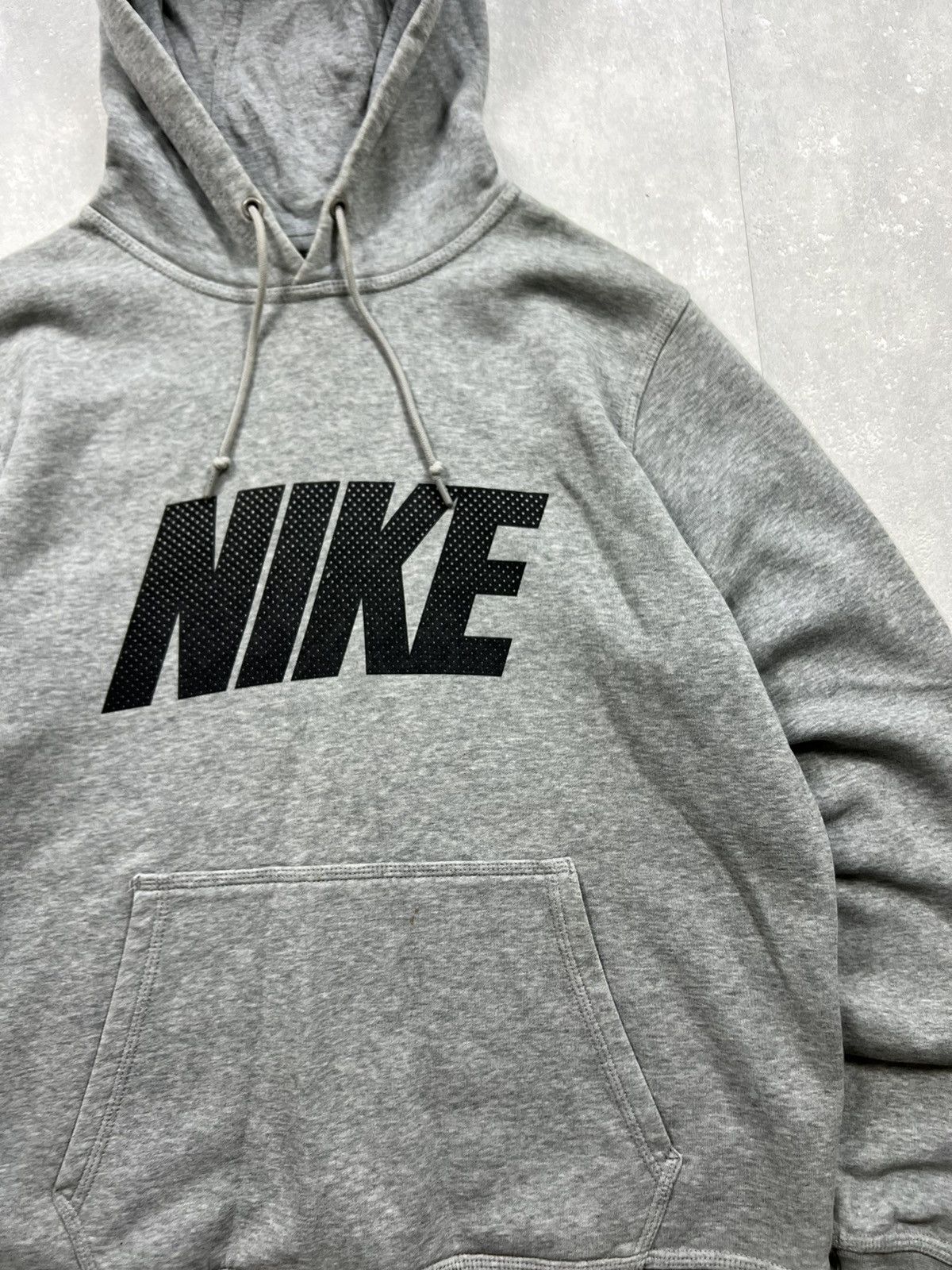 Nike 00’s NIKE RETRO BIG CENTRAL LOGO SPELLOUT Y2K HOODIE Size US M / EU 48-50 / 2 - 4 Thumbnail