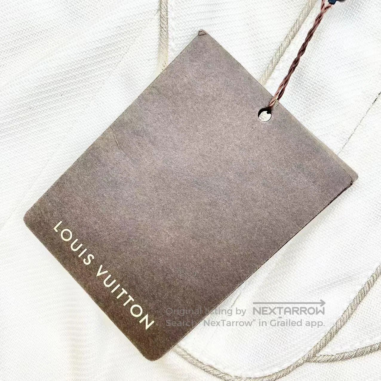 Louis Vuitton Louis Vuitton A gold-rimmed white skirt| Size 42" / US 20 - 6 Thumbnail