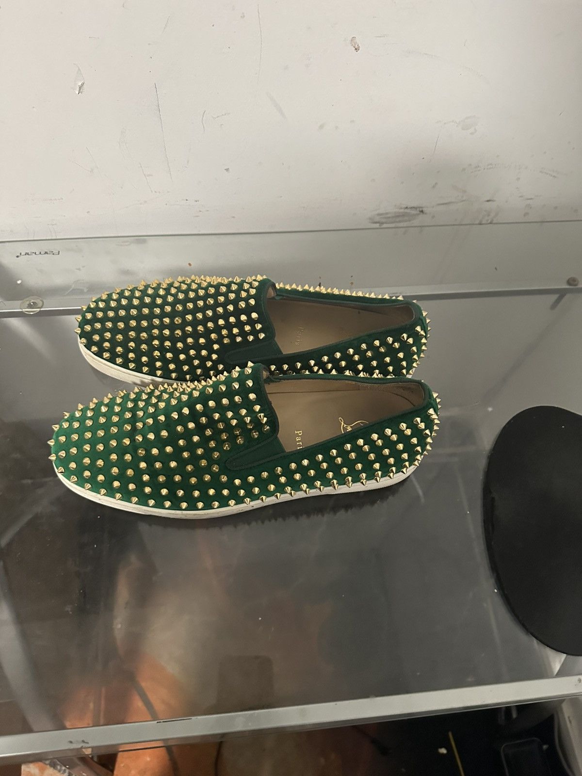 Christian Louboutin Christian Louboutin Lowtop redbottoms Size US 10.5 / EU 43-44 - 2 Thumbnail