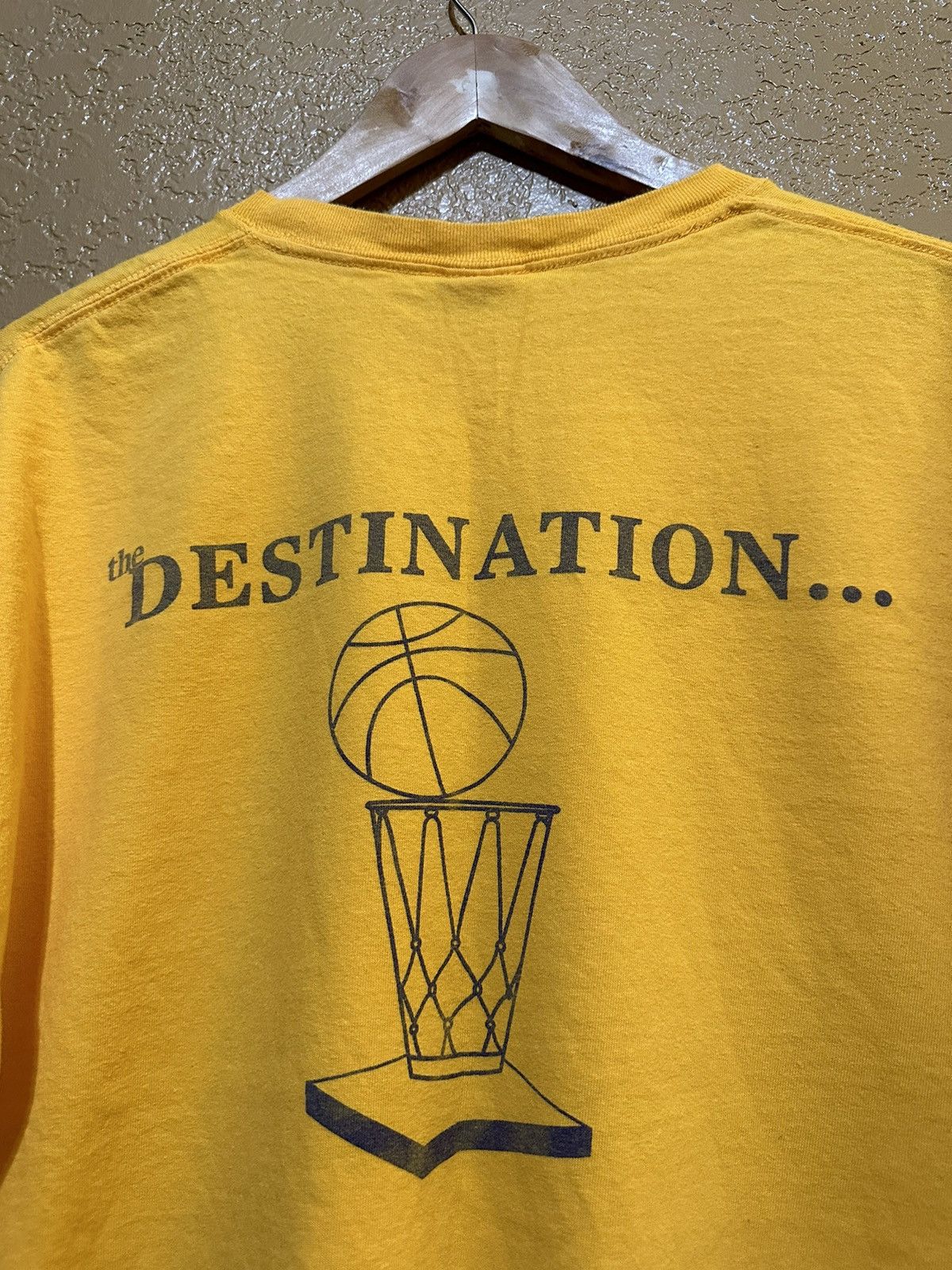NBA Vintage 2009 LA Lakers NBA Playoffs Kobe Bryant Tee Size US XL / EU 56 / 4 - 3 Thumbnail