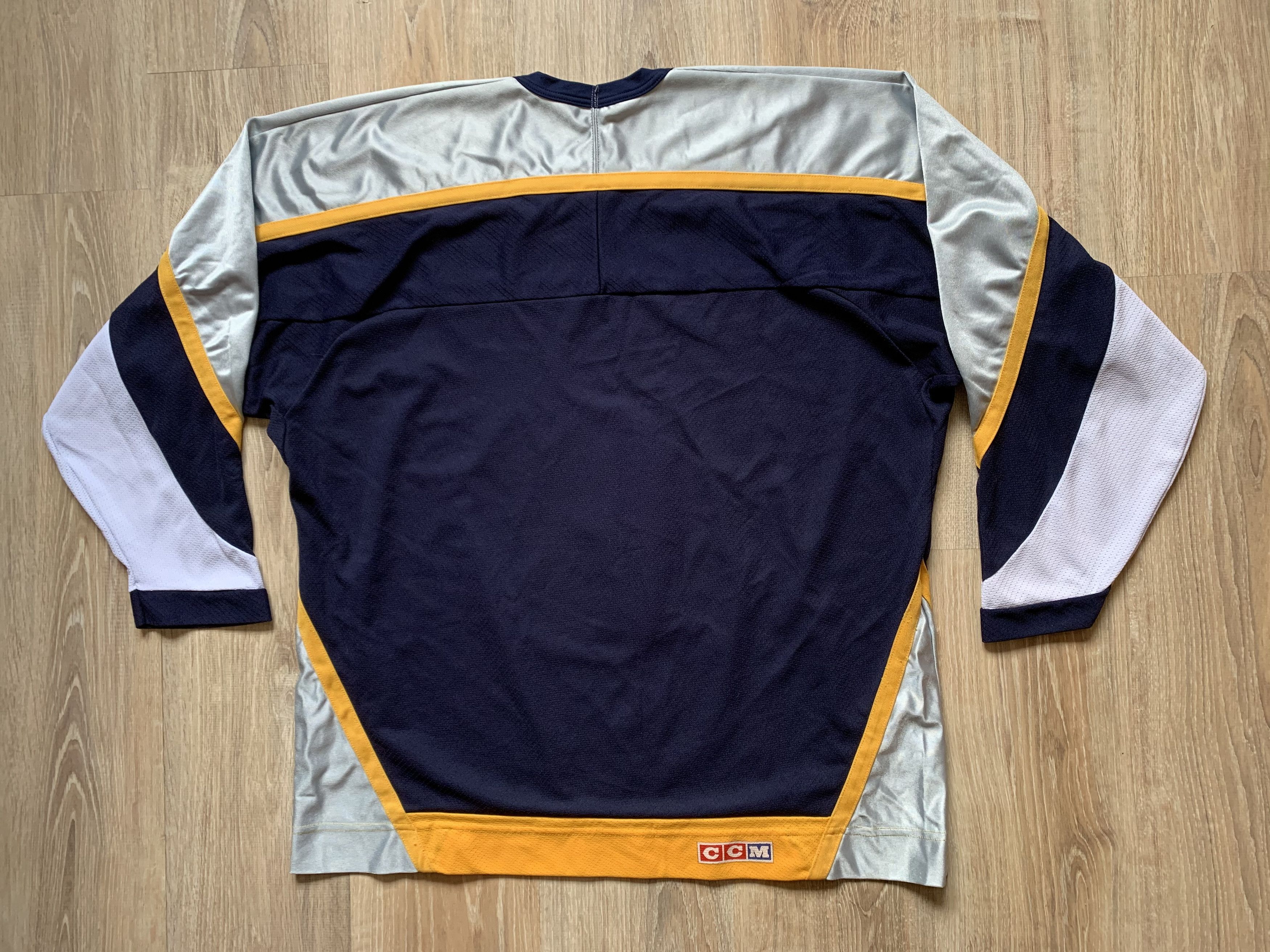 Ccm × NHL × Vintage Vintage Swindon Innogy Ccm Hockey Jersey Size US XL / EU 56 / 4 - 5 Thumbnail