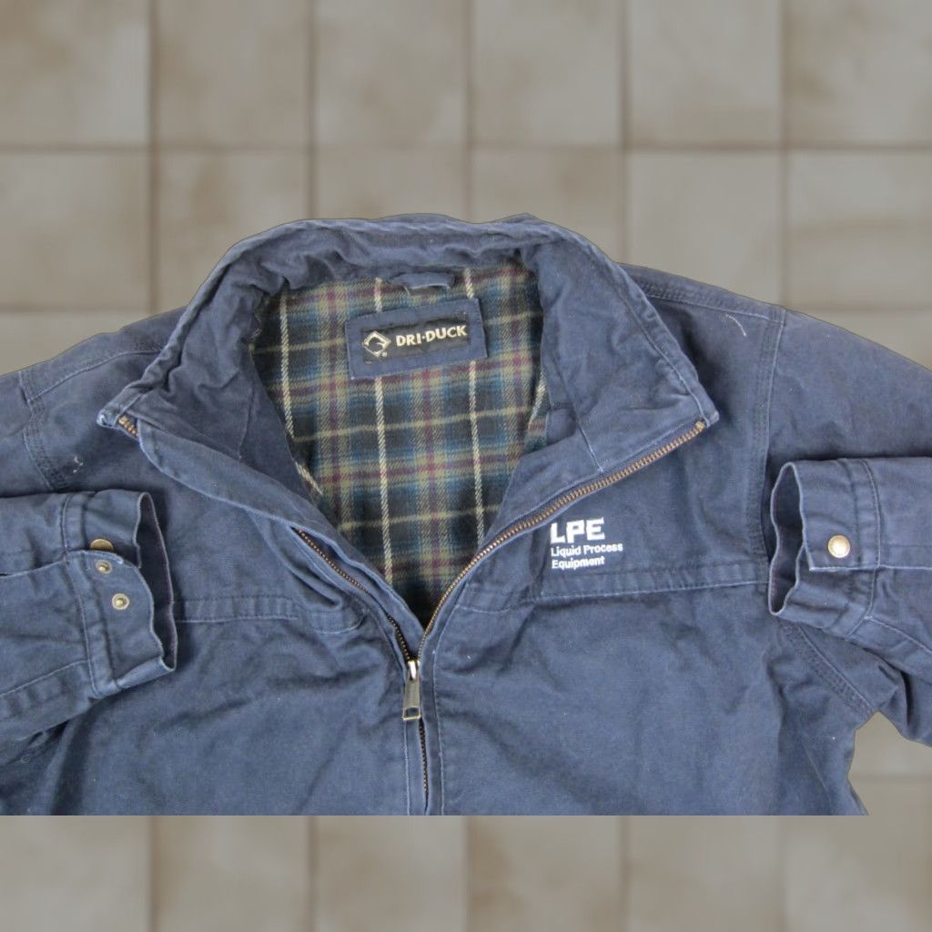 Vintage DRI DUCK Jacket Mens XL Blue Maverick Workwear Canvas Chore Coat Bomber Jacket Mid-Length Zip Pockets Lined Solid 90s USA Vintage No Size US XL / EU 56 / 4 - 1 Thumbnail