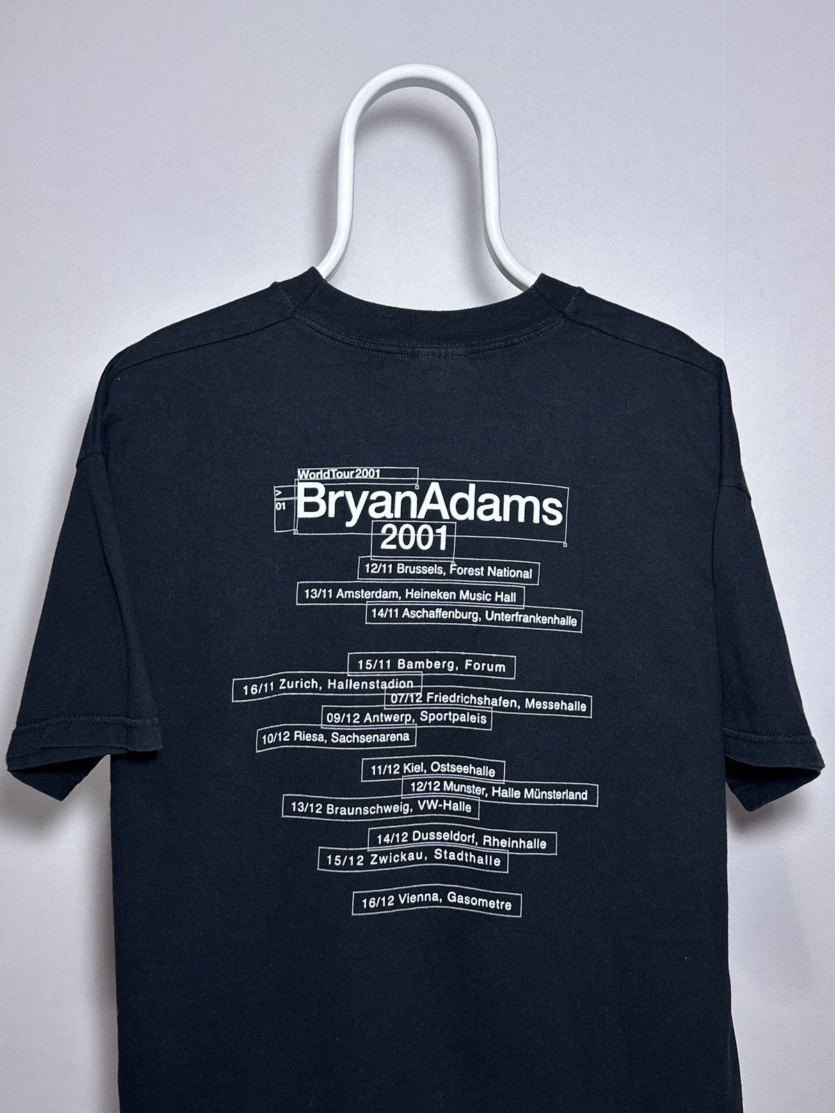 Band Tees Bryan Adams 2000/2001 World Tour Concert Tshirt Size US XL / EU 56 / 4 - 4 Thumbnail
