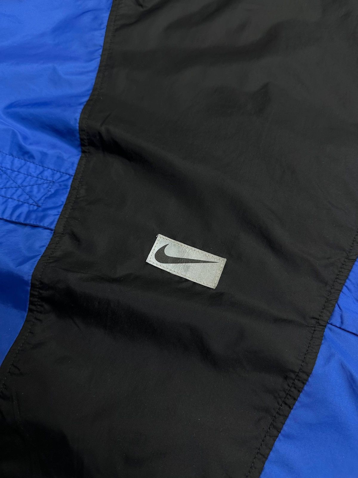 Nike Vintage Nike Nylon Quarter Zip Jacket L Mens Size US L / EU 52-54 / 3 - 6 Thumbnail