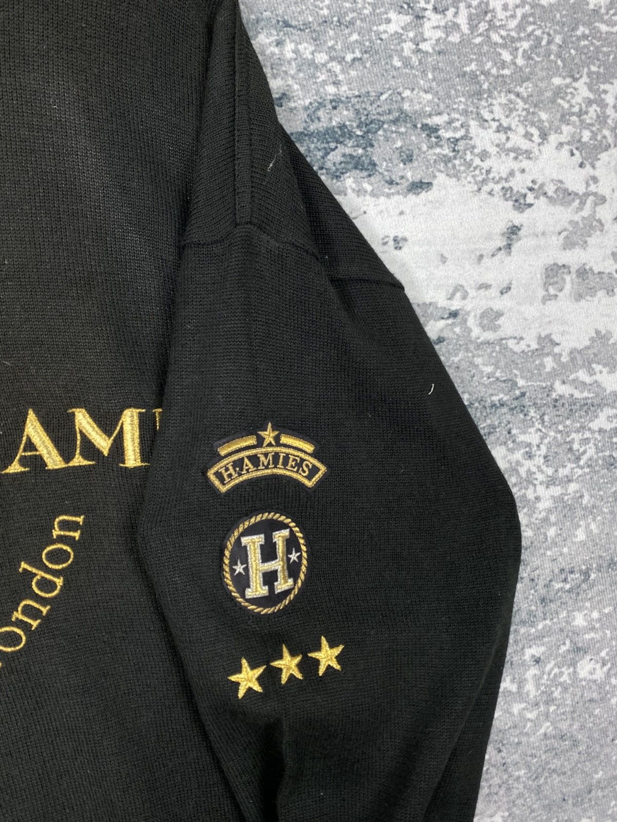 Hardy Amies Vintage Hardy Amies Perfect Design Sweatshirts Size US L / EU 52-54 / 3 - 6 Thumbnail
