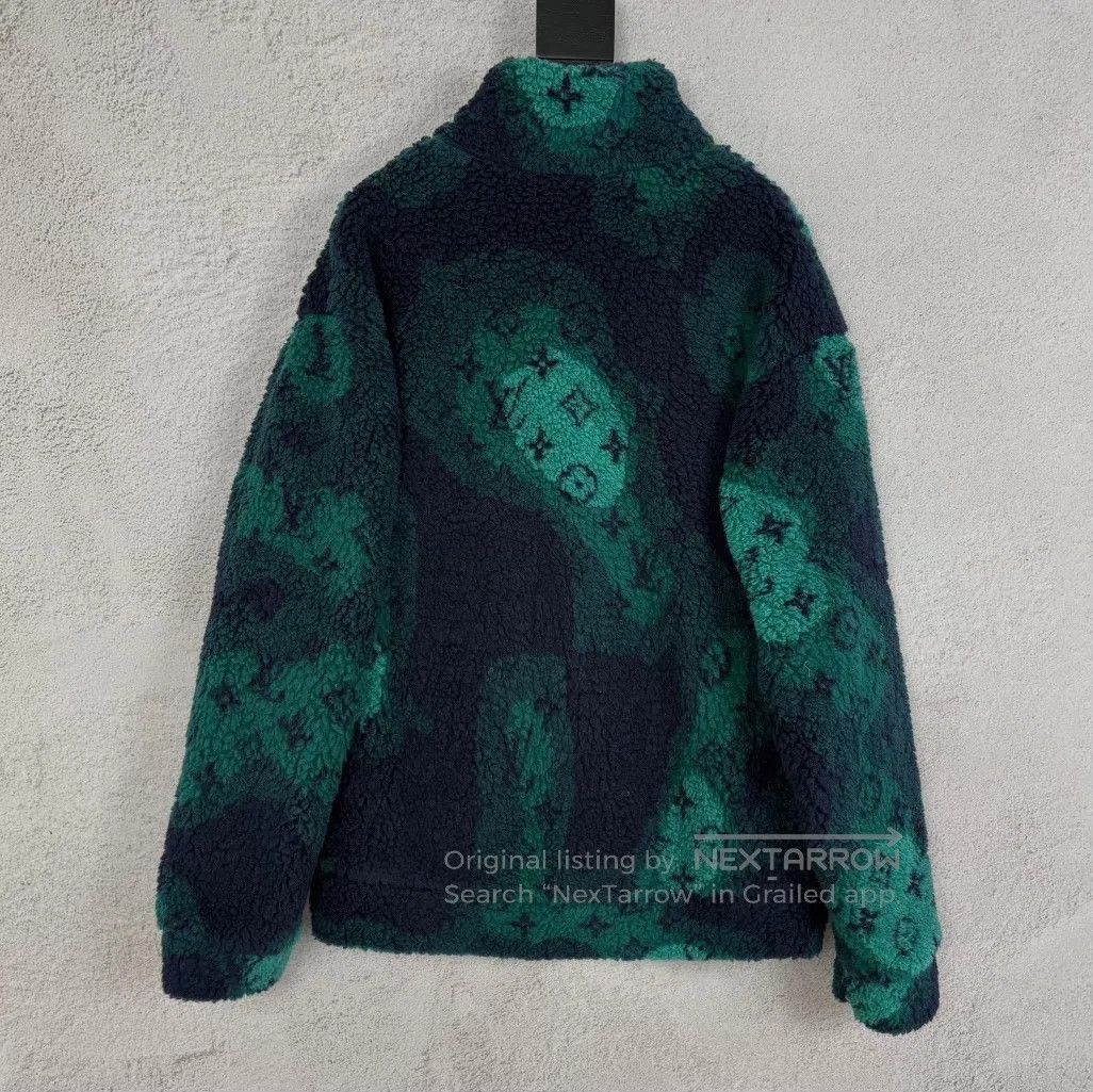 Louis Vuitton Louis Vuitton Teddy bear patterned full-print fleece zippe Size US L / EU 52-54 / 3 - 2 Thumbnail