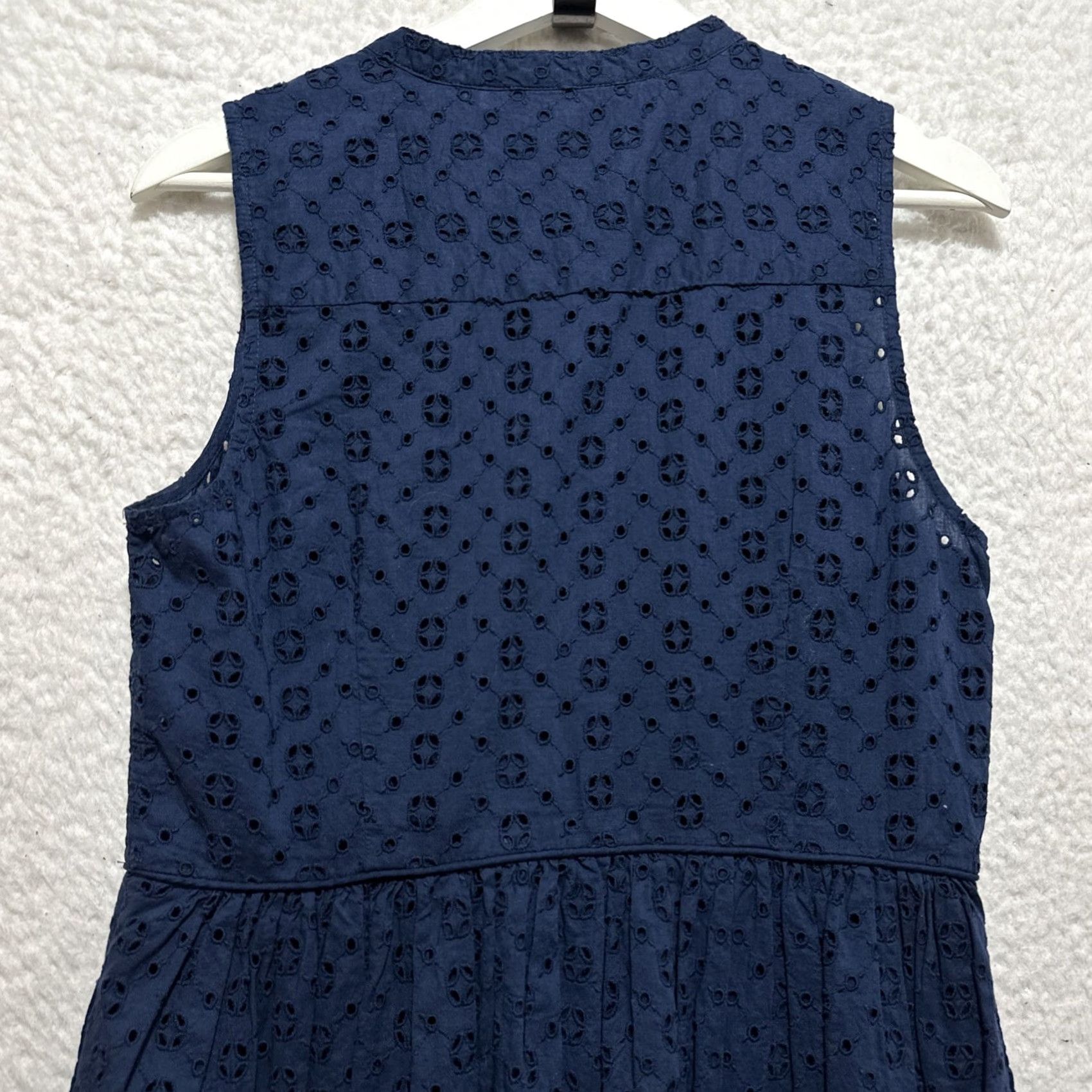 J.Crew J.Crew Eyelet Shirtdress Women Size 8 Deep Navy Sleeveless Round Neck Midi Blue Sundress Shirt Dress Summer Womens Size M / US 6-8 / IT 42-44 - 7 Thumbnail