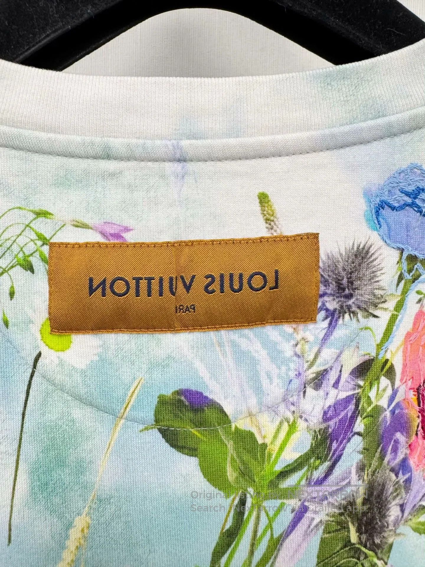 Louis Vuitton Louis Vuitton Floral Print Short Sleeve. Size US XS / EU 42 / 0 - 7 Thumbnail