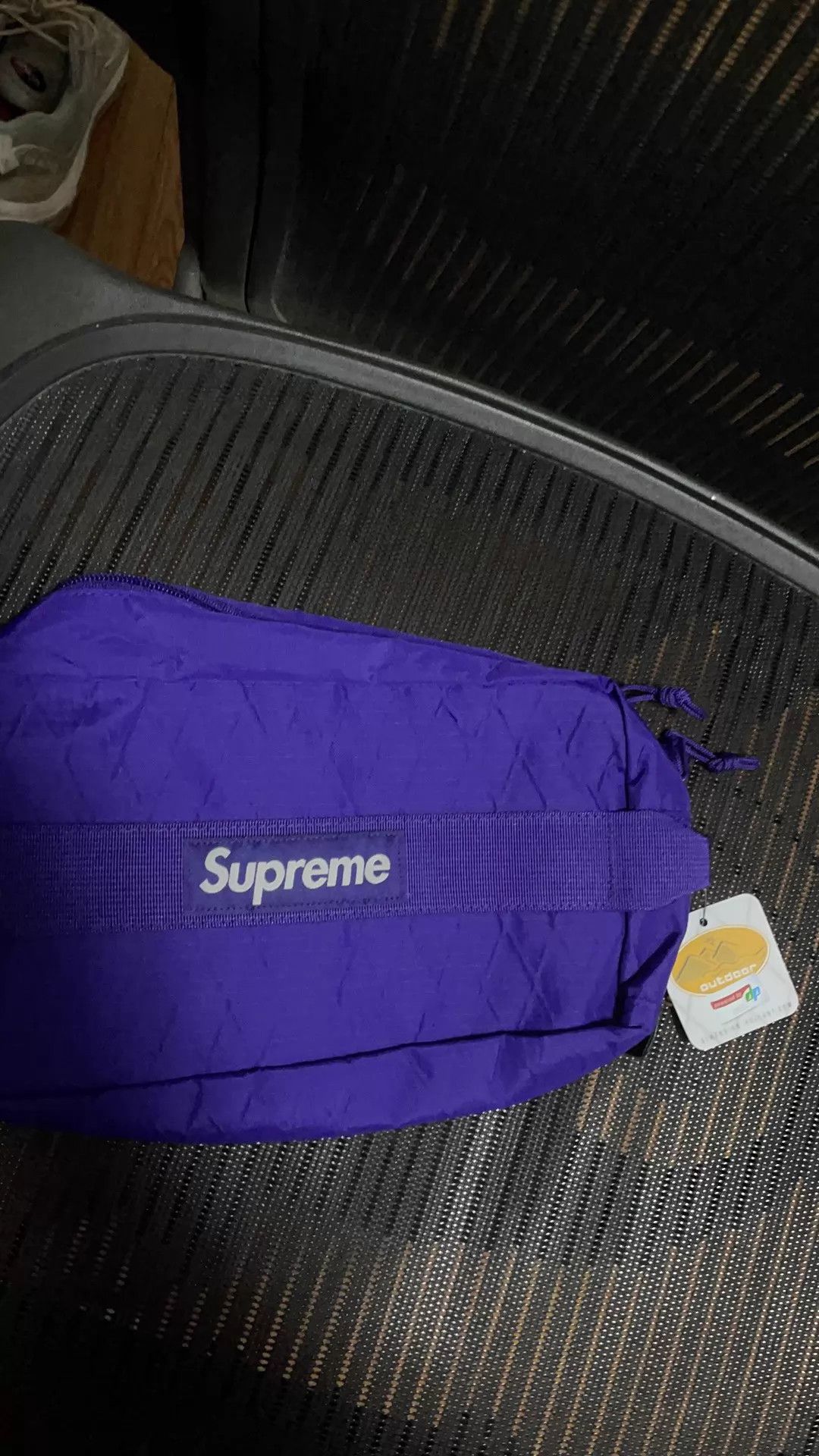 Supreme Supreme FW18 Purple Transparent Toiletry/Cosmetic Bag BNWT Size ONE SIZE - 2 Thumbnail