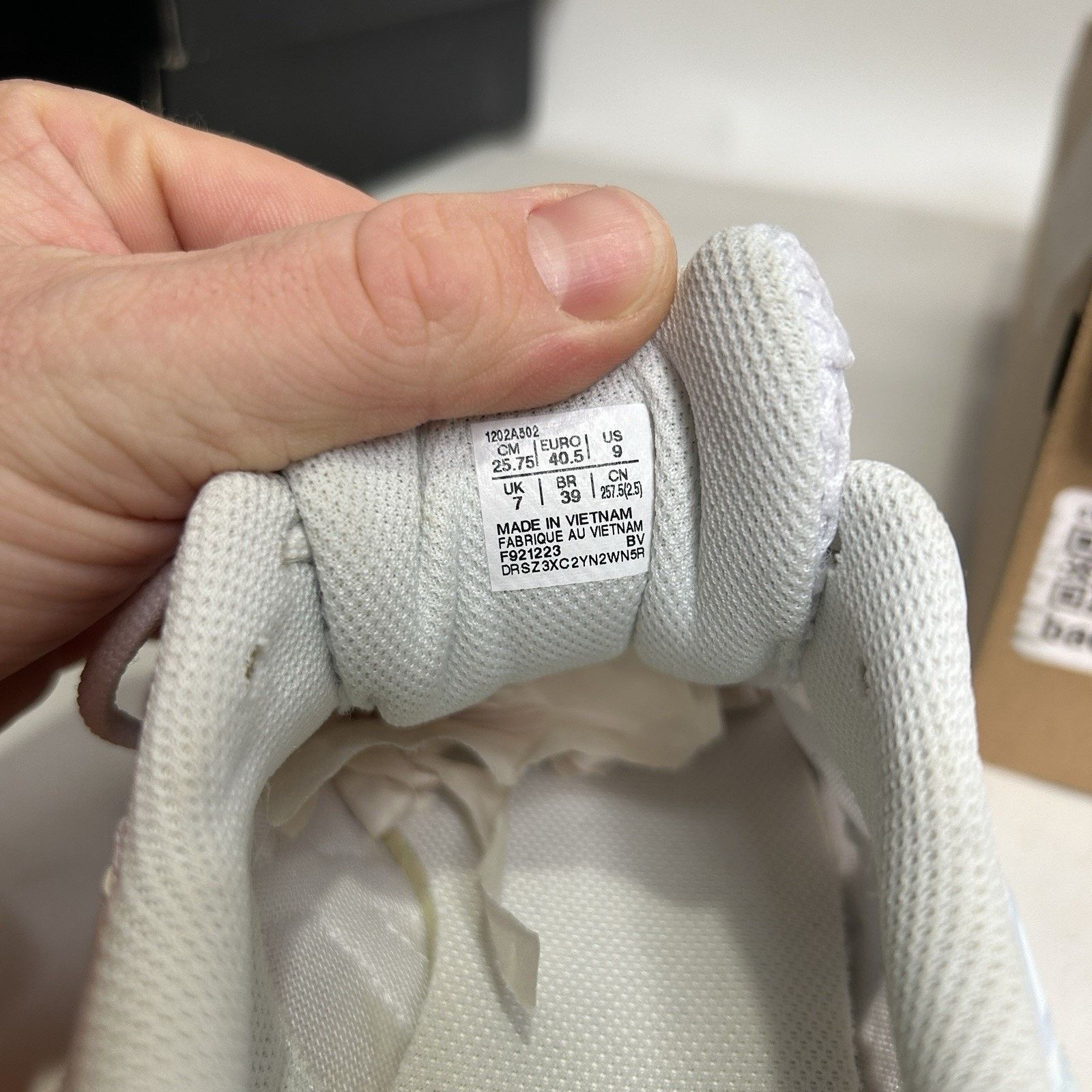 Asics ASICS WMNS Gel-1130 “White Soft Sky” Size US 9 / IT 39 - 6 Thumbnail