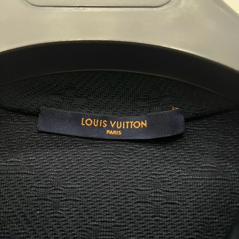 Louis Vuitton Louis Vuitton Deep Blue Embossed Full Logo Jacket Size US XS / EU 42 / 0 - 7 Thumbnail