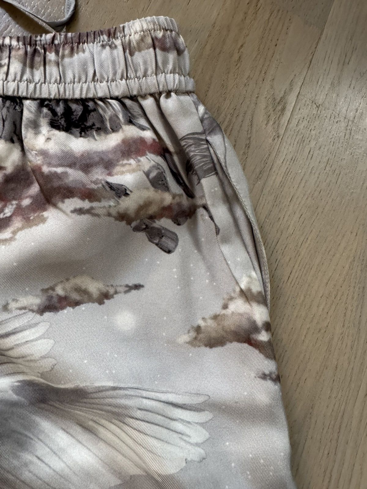 Amiri AMIRI silk shorts STUDY PHOTOS FOR REAL TAPE MEASUREMENTS Size US 32 / EU 48 - 16 Thumbnail