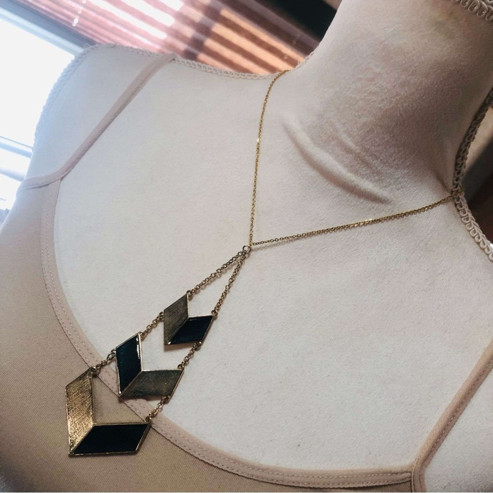 Vintage Vintage repurpose tie look pendant on chain necklace Size ONE SIZE - 4 Thumbnail