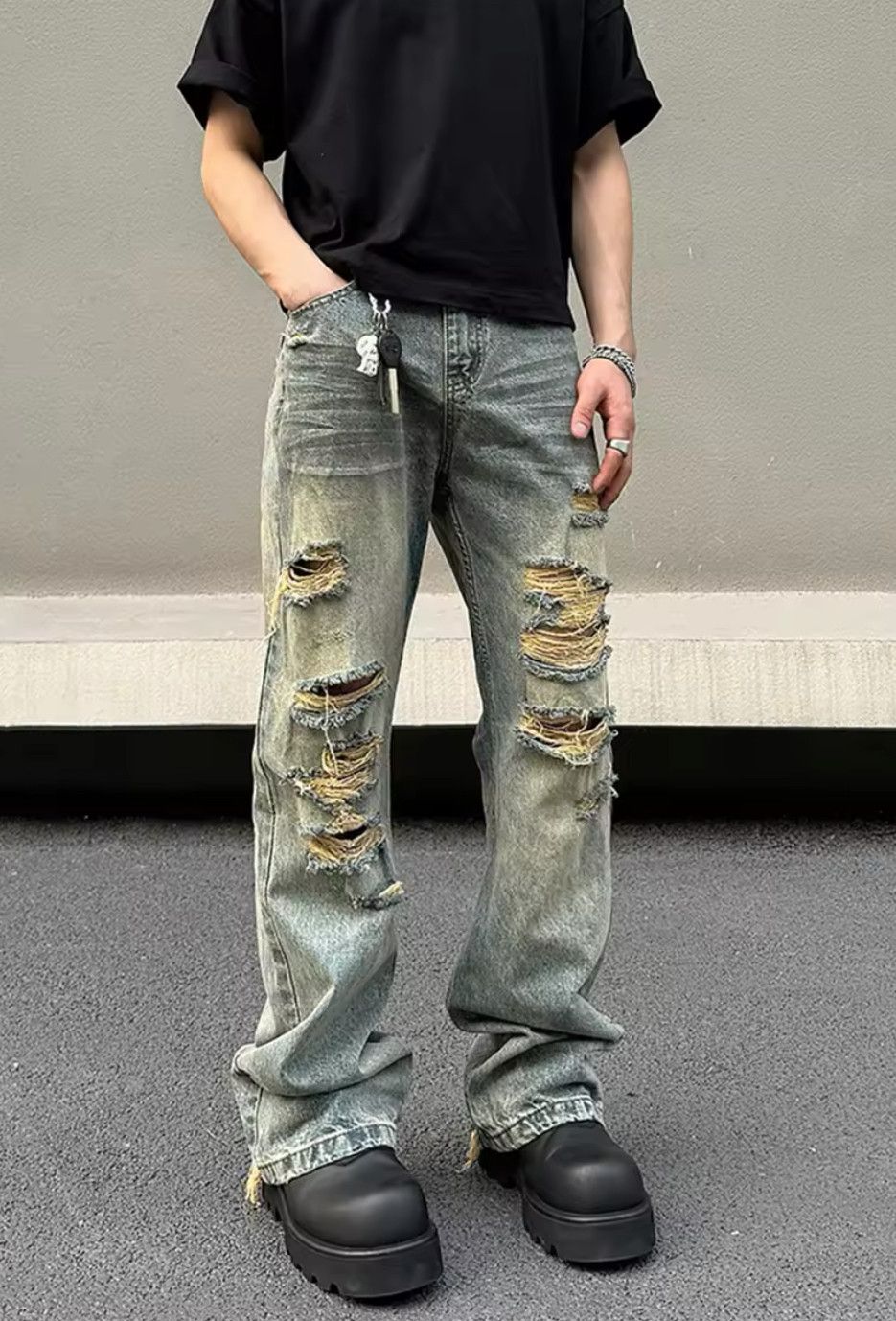 Japanese Brand × Jean Vintg Ripped Jeans Size US 27 - 1 Thumbnail