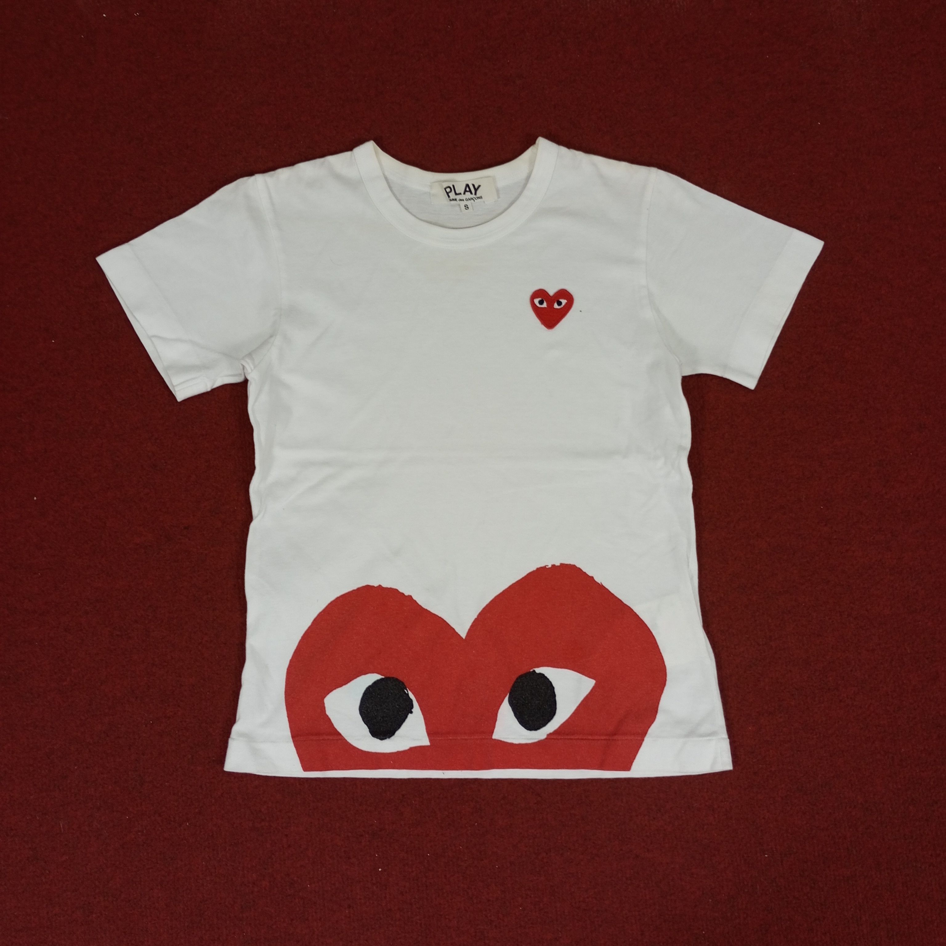 Comme des Garcons Play Comme Des Garcons Japanese Brand Logo Design Tshirt Size US XS / EU 42 / 0 - 1 Thumbnail