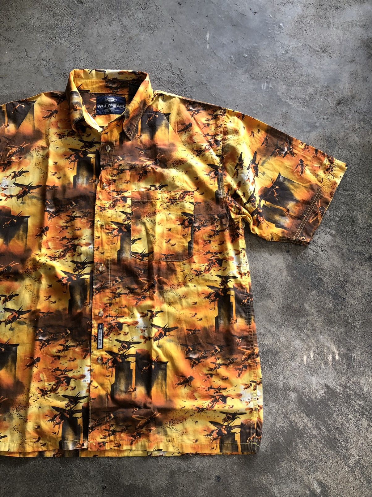 Rap Tees VINTAGE WU TANG WU WEAR ALL OVER PRINT BUTTON SHIRT Size US XL / EU 56 / 4 - 2 Thumbnail