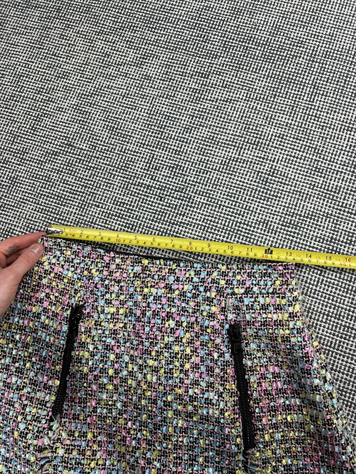Emporio Armani Emporio Armani colorful tweed woven 2 pocket skirt Size 27" / US 4 / IT 40 - 7 Thumbnail