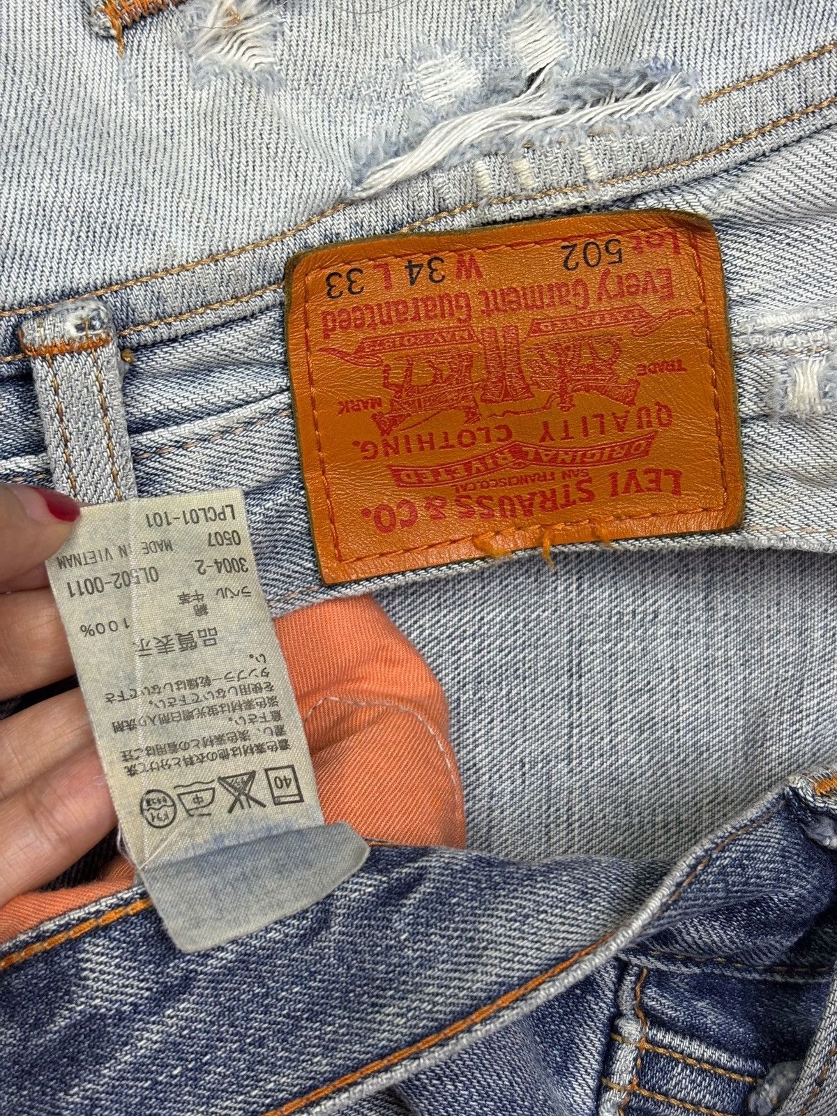 Levi's Vintage 90s Levis 502 Faded Wash Distressed Baggy Jeans Size US 34 / EU 50 - 10 Thumbnail