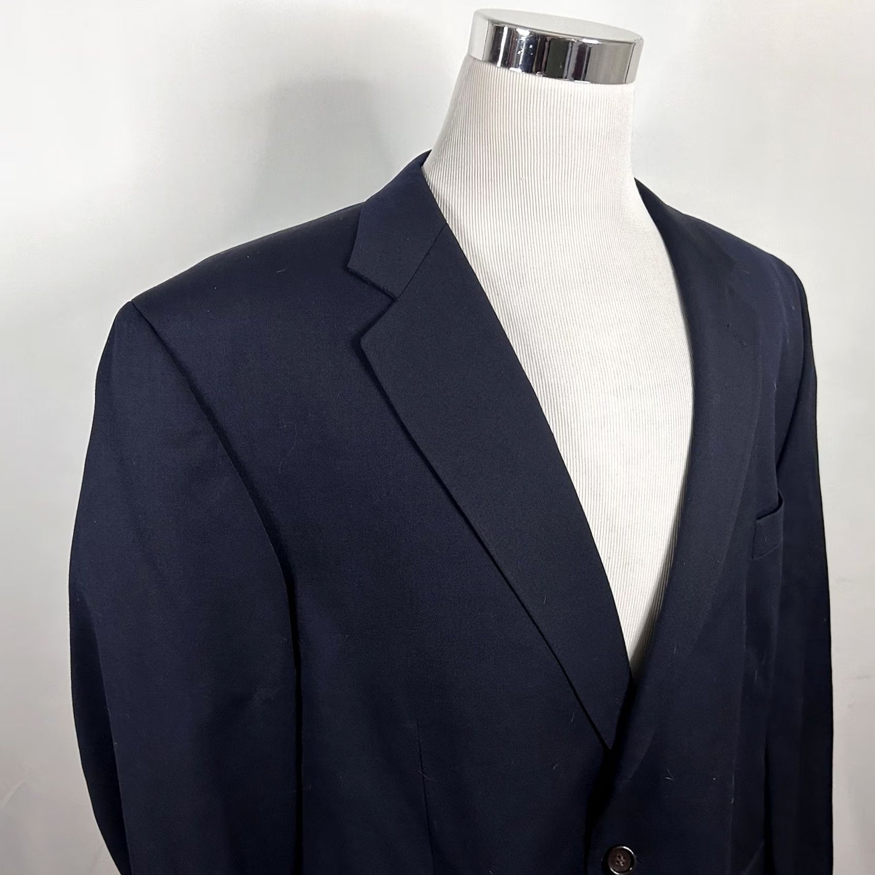 Joseph Joseph & Feiss 52R Sport Coat 100% Worsted Wool Navy Blue Two-Button Vented Jacket Mens Size 52 Regular Notch Lapel Slim? Wait not. Size US XS / EU 42 / 0 - 2 Thumbnail
