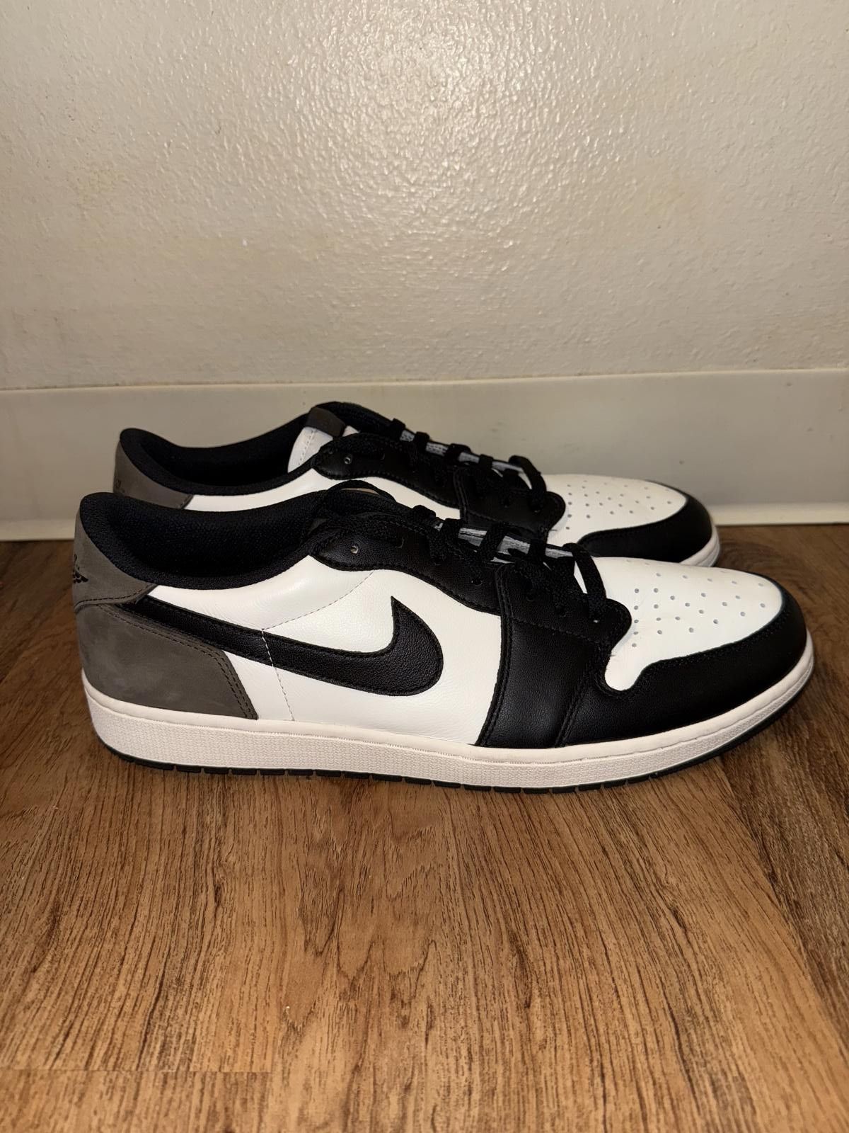 Nike Jordan 1 Retro Low OG Mocha Size US 15 / EU 48 - 1 Thumbnail