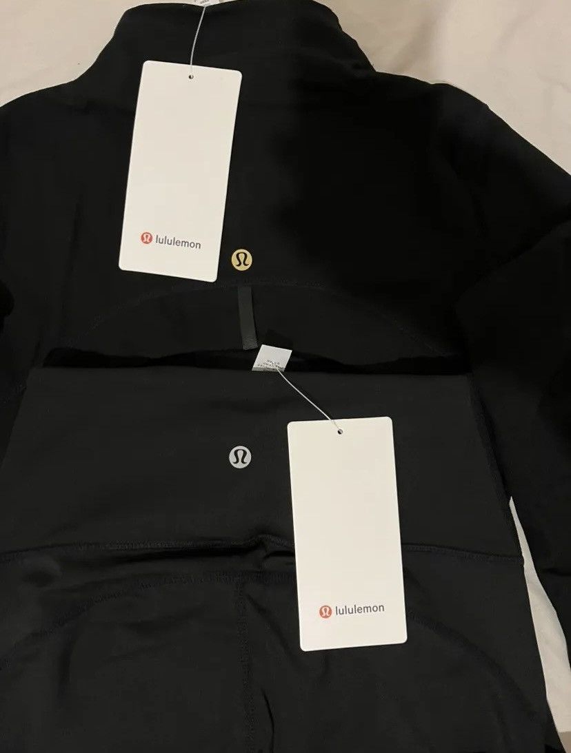 Lululemon Black Lulumelon jacket and leggings Size 27" / US 4 / IT 40 - 5 Thumbnail