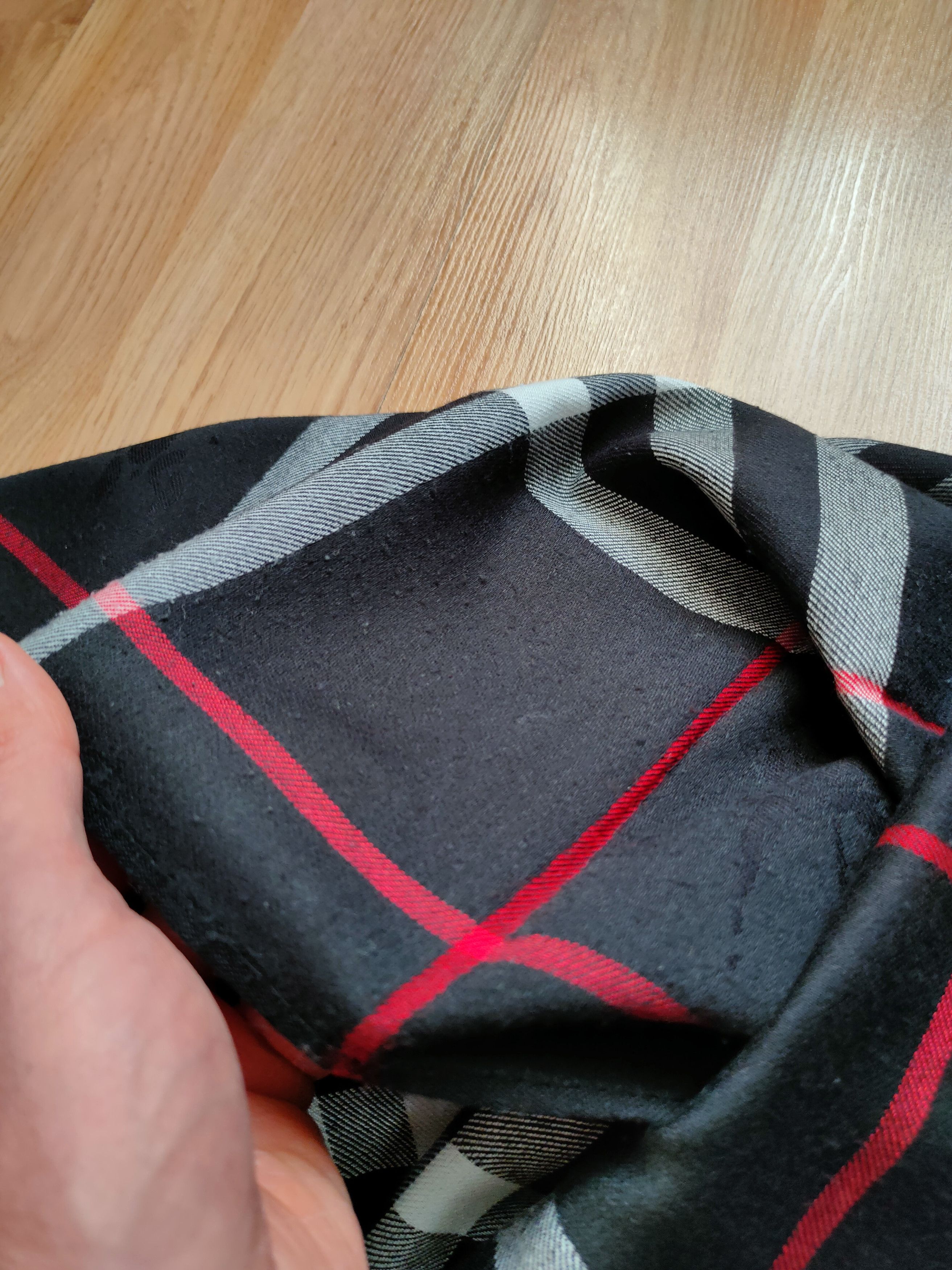 Burberry Vintage Burberry Scarf Uni Burberry Cashmere Scarf Scotland Size ONE SIZE - 6 Thumbnail