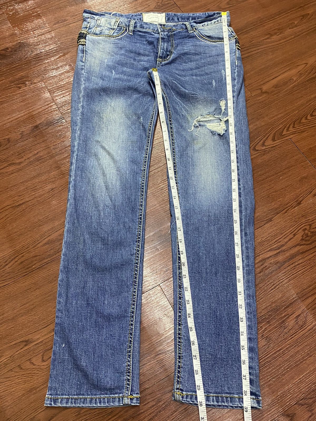 Japanese Brand Japanese Brands Lolita Y2K Distressed Skinny Jeans Size US 32 / EU 48 - 12 Thumbnail