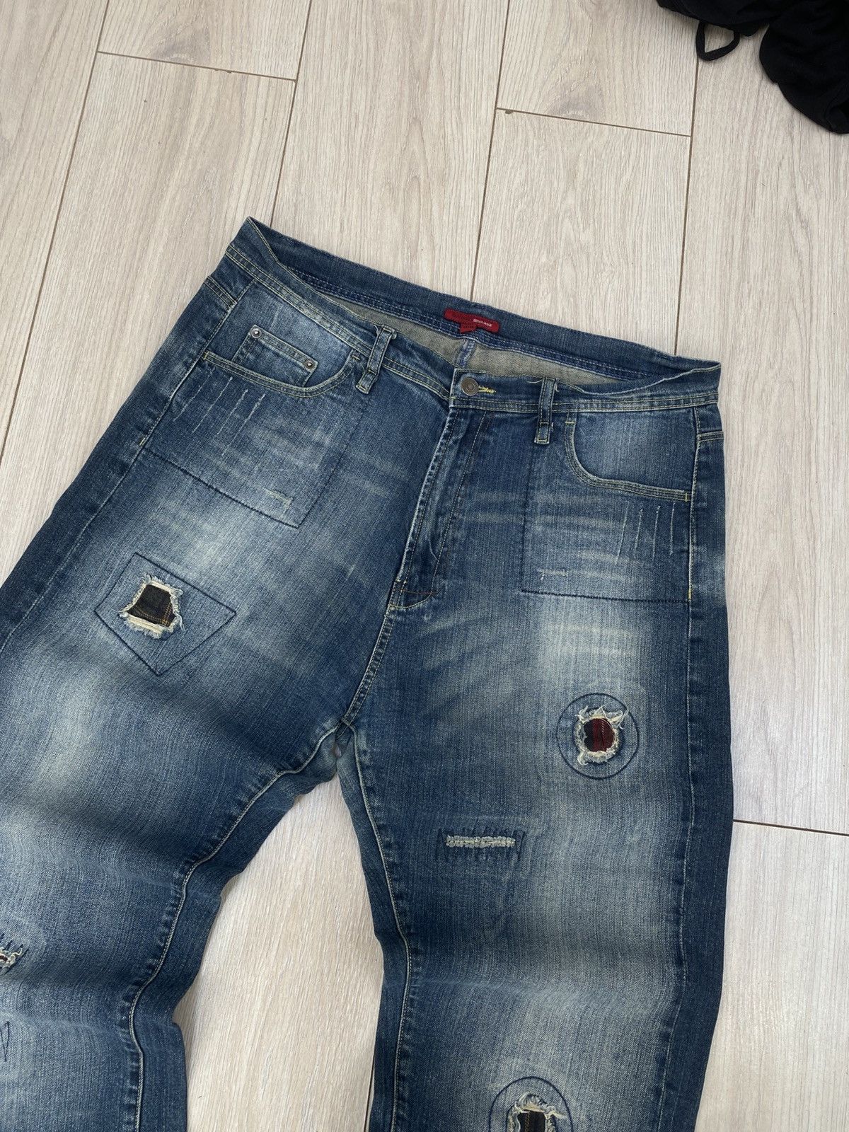 Japanese Brand × Vintage Jeans with raw distressed details Size US 37 - 4 Thumbnail