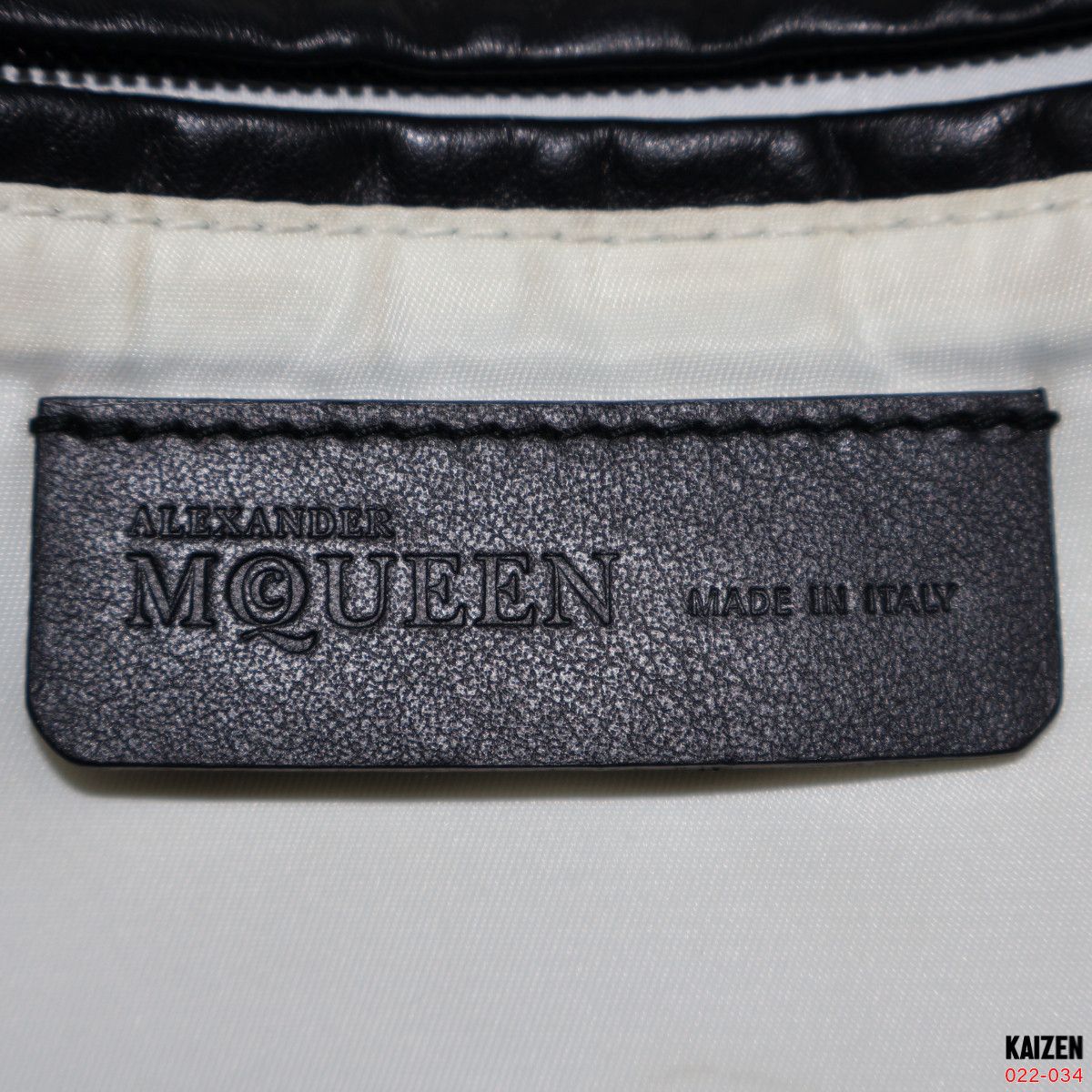 Alexander McQueen ALEXANDER MCQUEEN - LEATHER SKULL TATTOO JACQUARD BACKPACK Size ONE SIZE - 10 Thumbnail