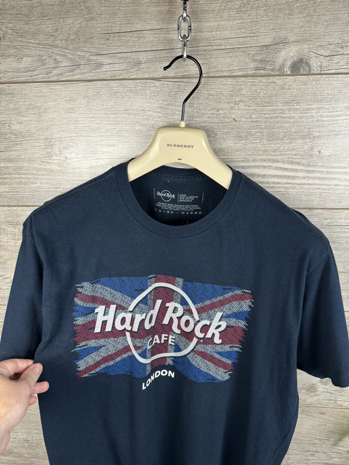 Band Tees Hard Rock Cafe London T-Shirts Size S 🏴󠁧󠁢󠁥󠁮󠁧󠁿 Size US L / EU 52-54 / 3 - 4 Thumbnail