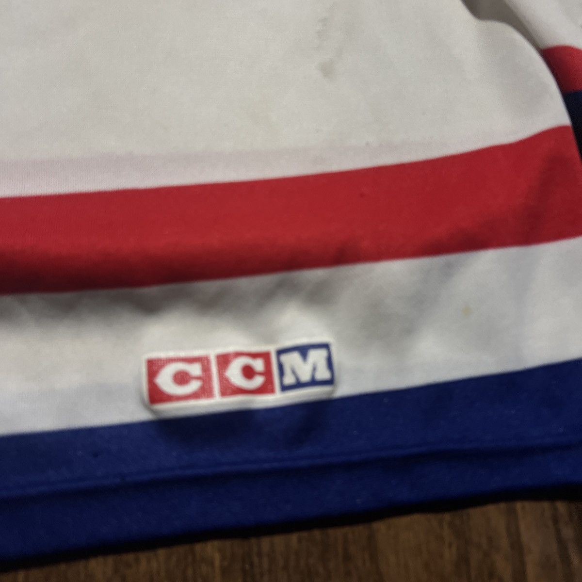 Ccm vintage ccm maska washington capitals away jersey Size US S / EU 44-46 / 1 - 6 Thumbnail