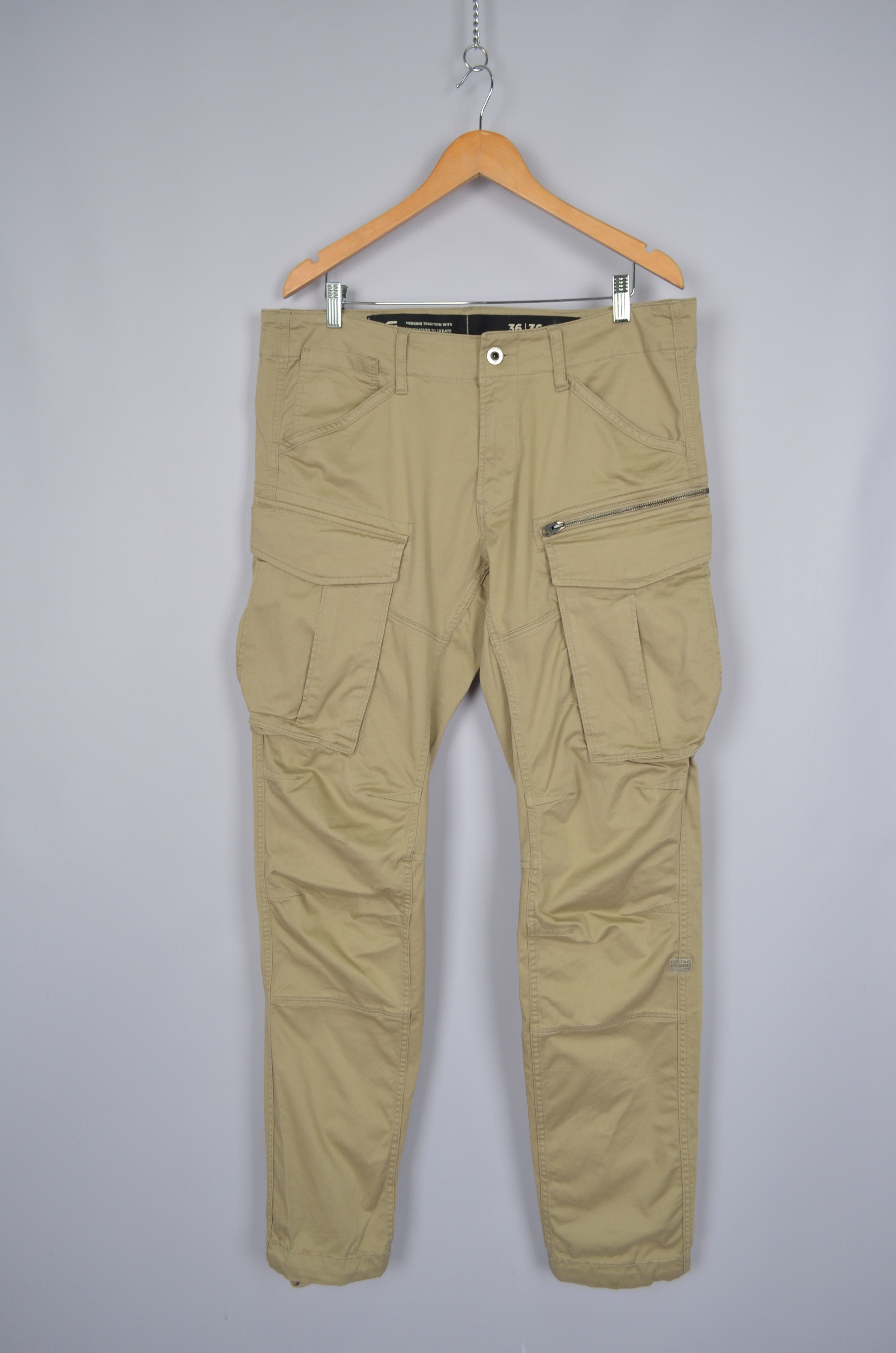 G-Star G Star Rovic Zip 3D Regular Tapered Cargo Pants Size W36 L36 Size US 36 / EU 52 - 1 Thumbnail