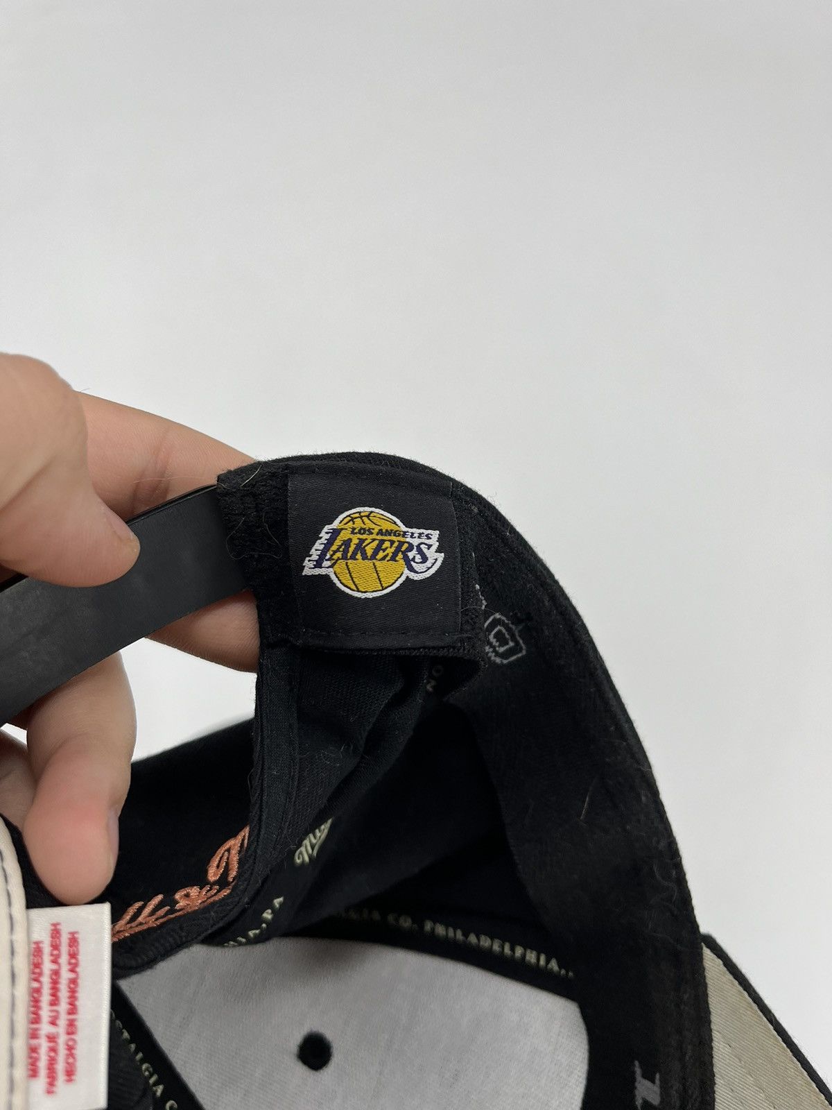 Mitchell & Ness Mitchell & Ness vintage Los Angeles Lakers NBA CAP Size ONE SIZE - 6 Thumbnail