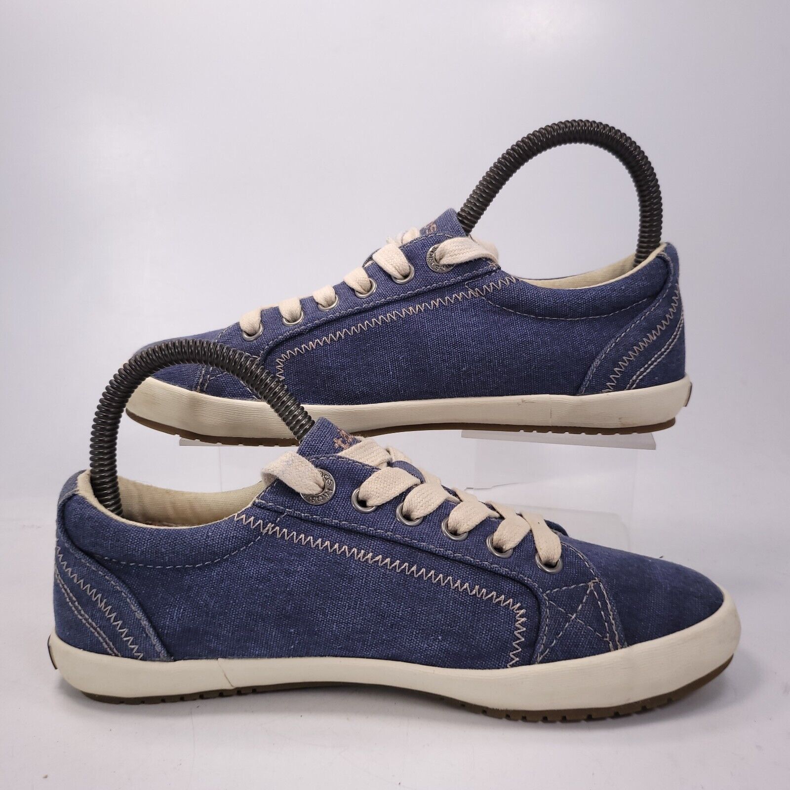 Taos Taos Freedom Casual Shoe Womens Size 6 15101 Blue White Size US 6 / IT 36 - 6 Thumbnail