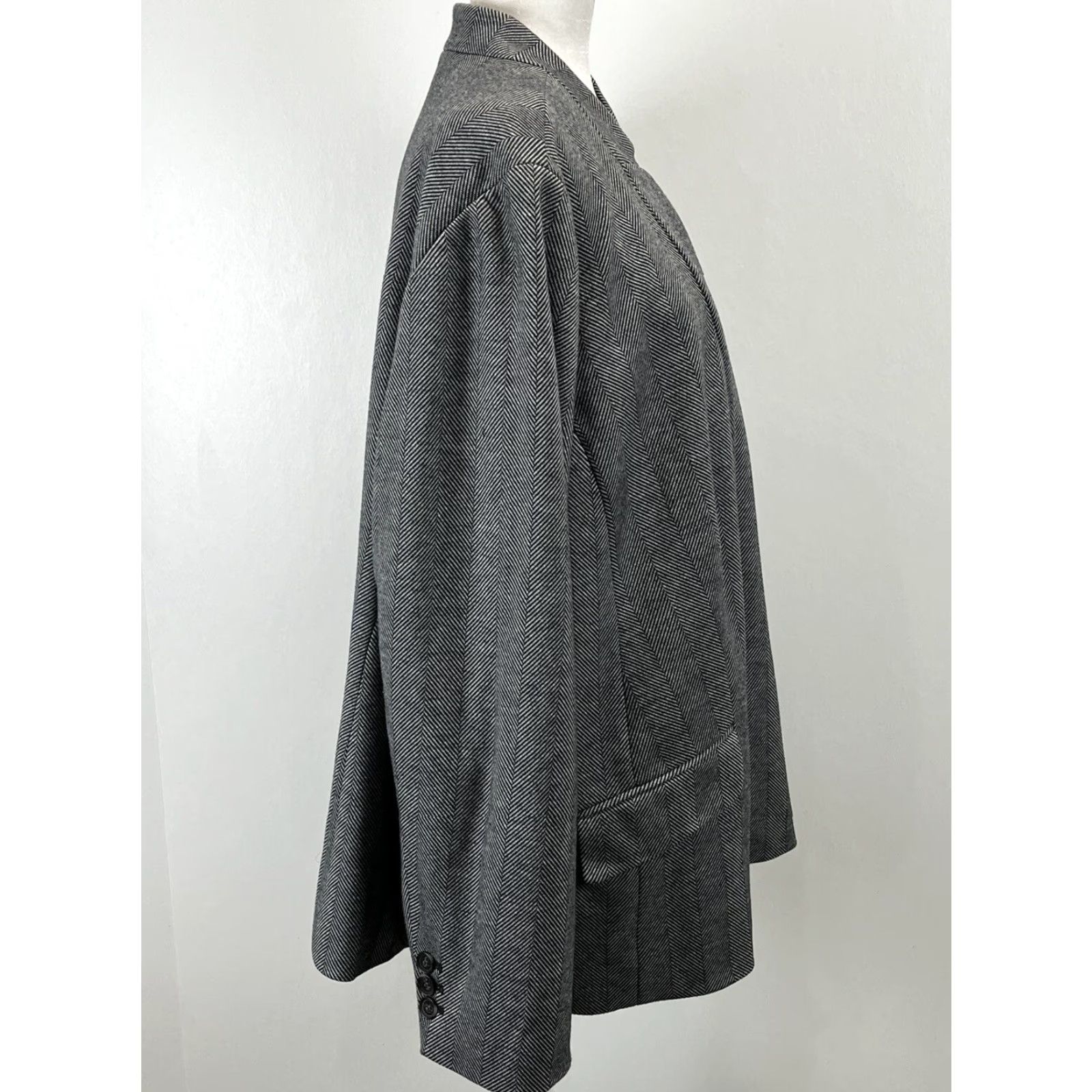 Talbots Talbots Aberdeen Blazer Women's 24W Gray Herringbone Single Button Blazer Size 4XL / US 24-26 - 4 Thumbnail