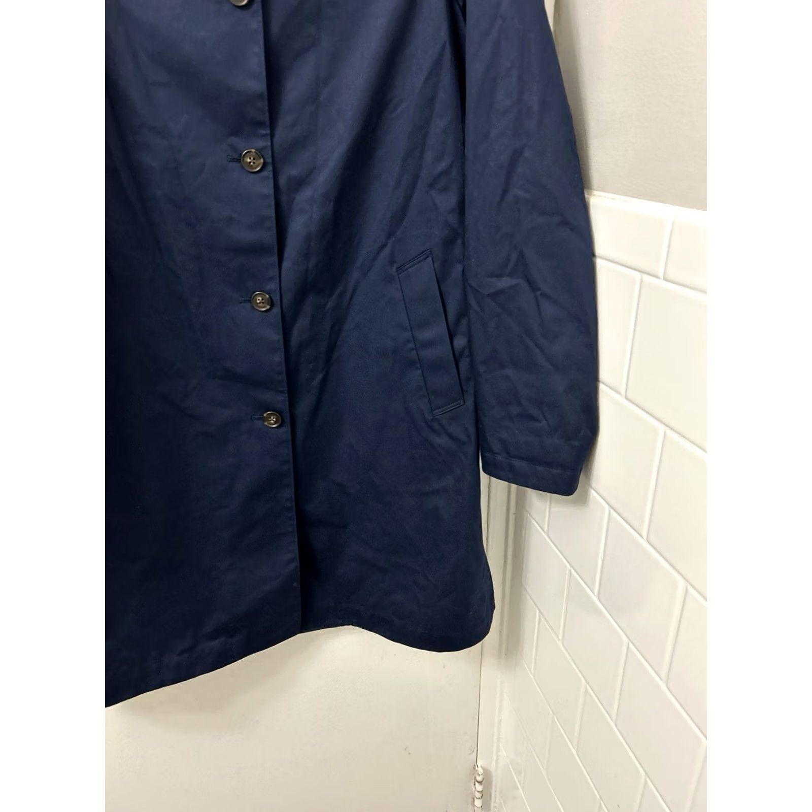 Uniqlo Uniqlo Trench Coat Womens Small Navy Blue Button Front Jacket L/S Polyester Blend Cotton Size S / US 4 / IT 40 - 4 Thumbnail