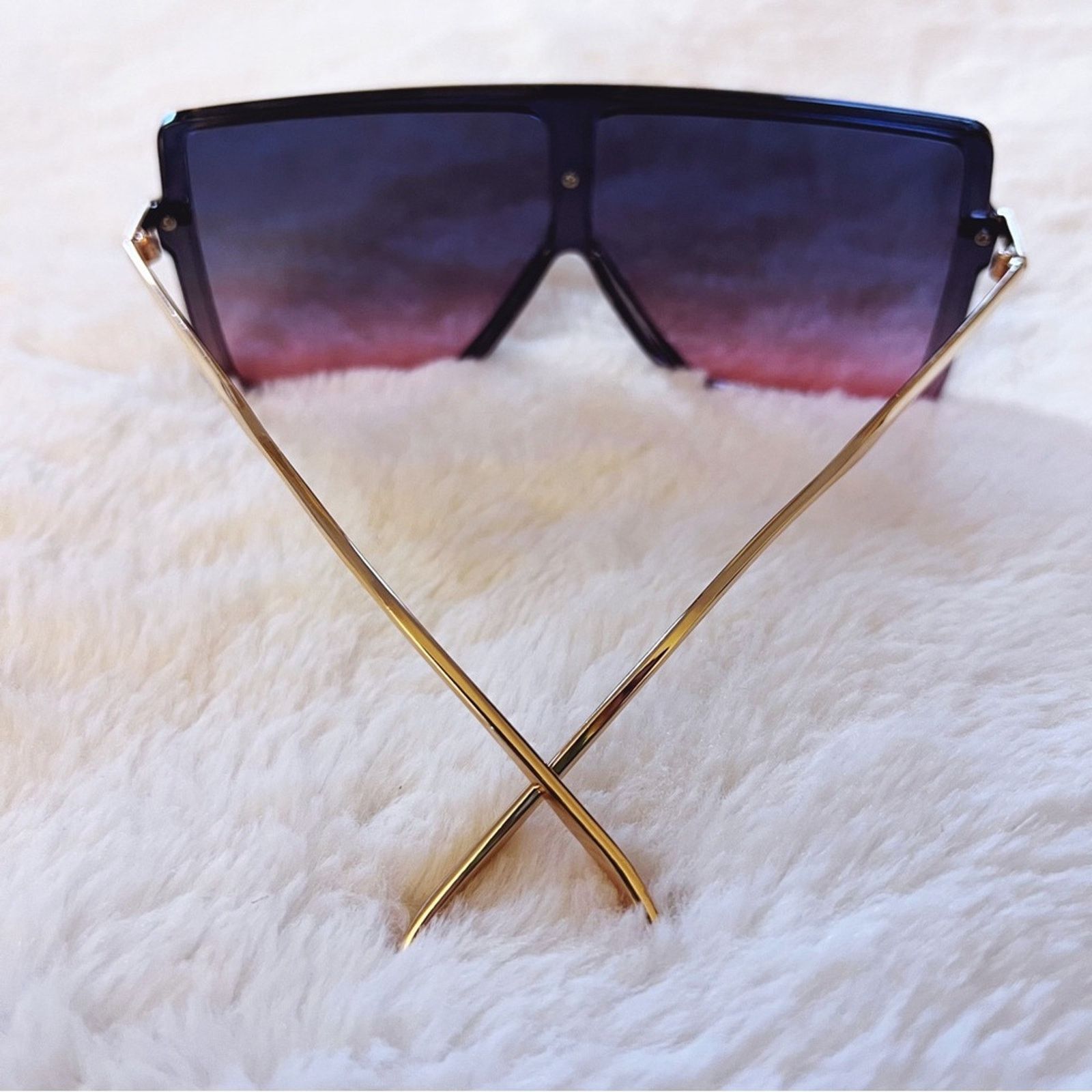 Other Ariel Blue & Pink Rectangle Full Frame Sunglasses Size ONE SIZE - 9 Thumbnail