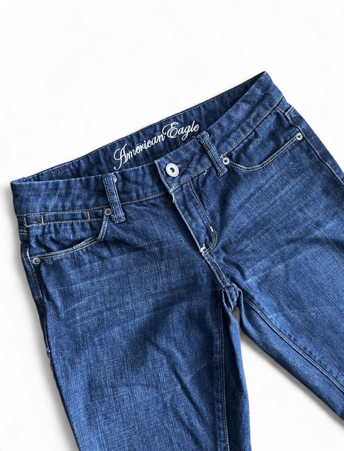 American Eagle Outfitters AMERICAN EAGLE REAL FLARE WOMENS LOW RISE JEANS Size 26" / US 2 / IT 38 - 3 Thumbnail