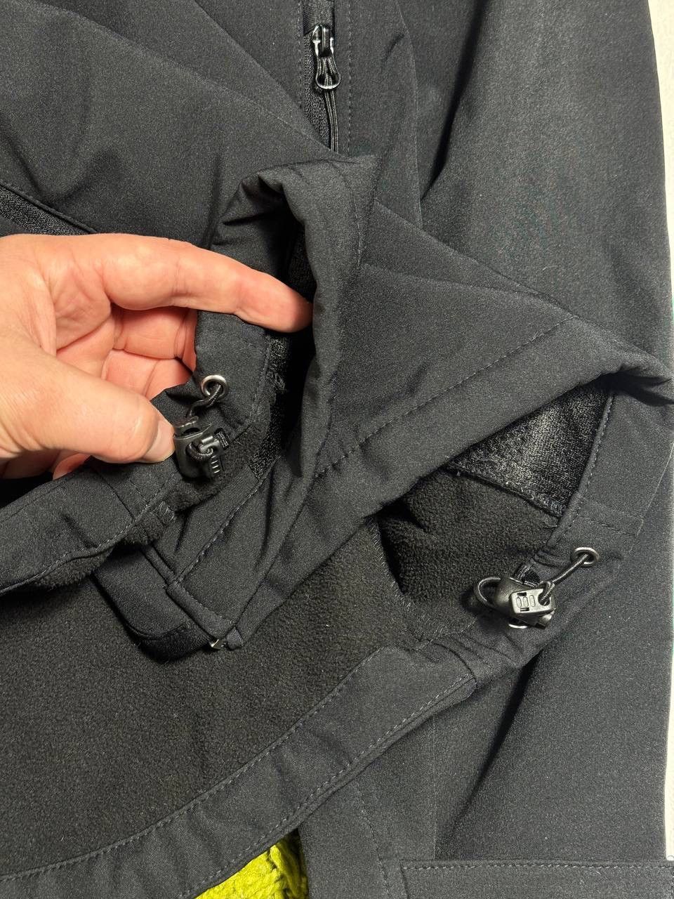Russell Athletic Russell Athletic Audi Stockport Softshell Jacket Mens Size M Size US M / EU 48-50 / 2 - 7 Thumbnail