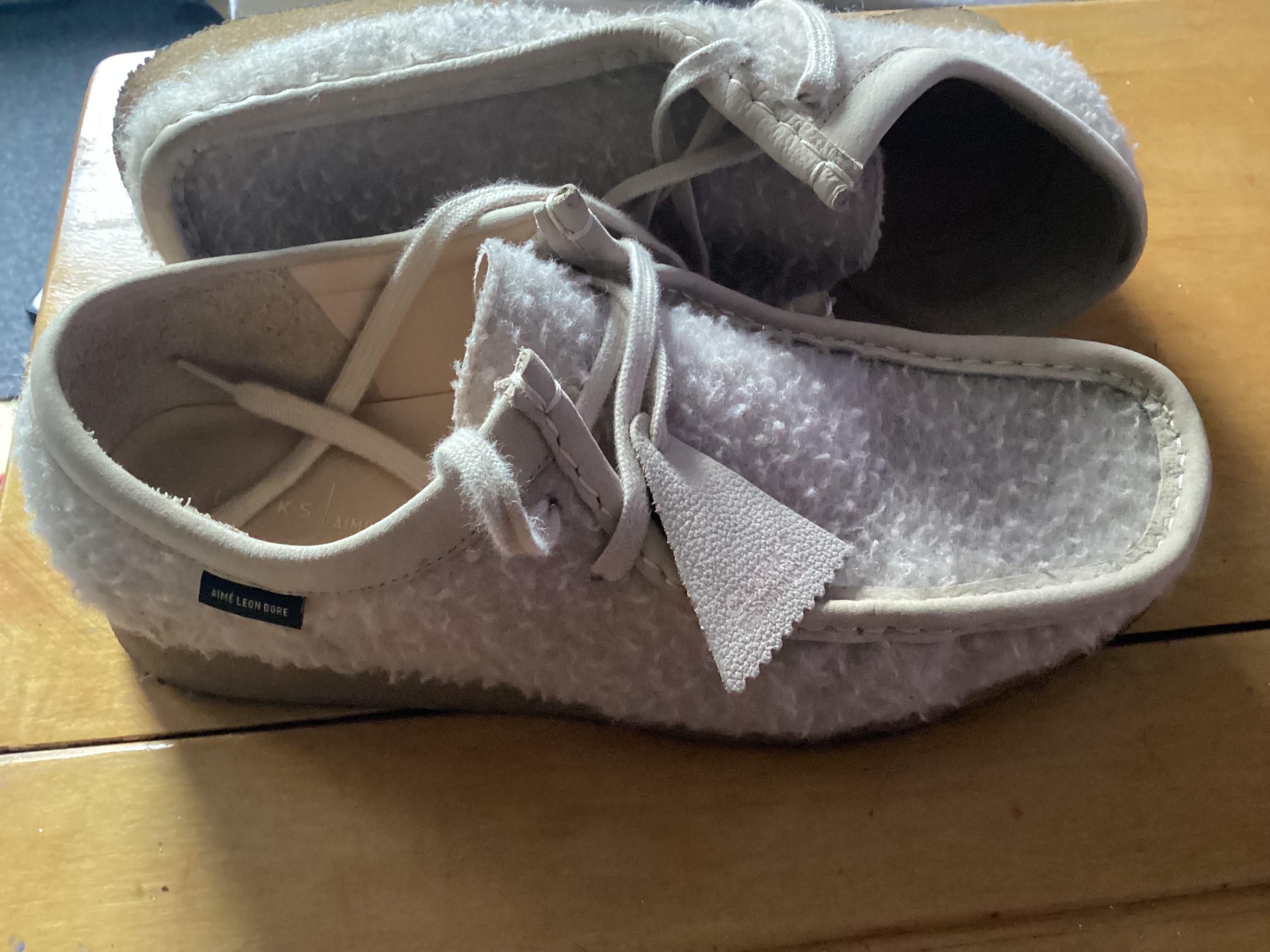 Clarks Wallabee aime Leon dore Size US 9 / EU 42 - 15 Thumbnail