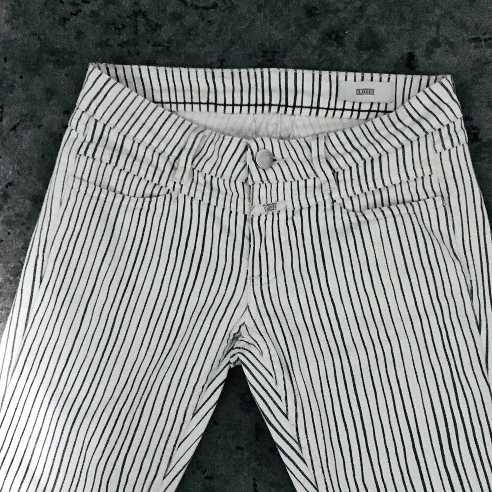 CLOSED Closed 'Starlet' Cropped Jeans, Excellent Condition, Sz 25 Size 25" / US 0 / IT 36 - 7 Thumbnail