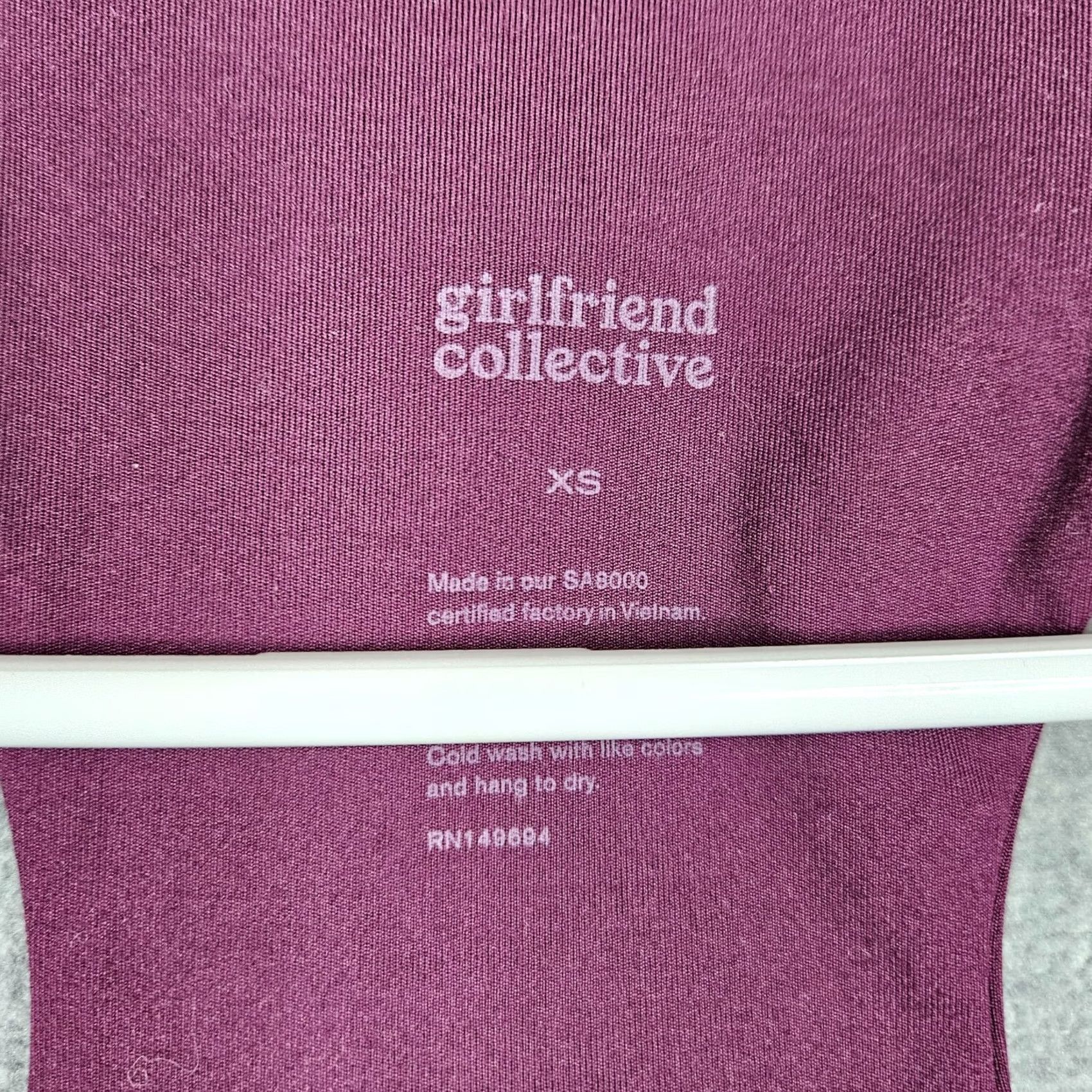 Girlfriend Collective Girlfriend Collective Red Women's Activewear Top XS Sleeveless Round Neck Studio Workout Shirt Solid Velvety Dark wine Red XS Womens Activewear Top Size XS / US 0-2 / IT 36-38 - 5 Thumbnail